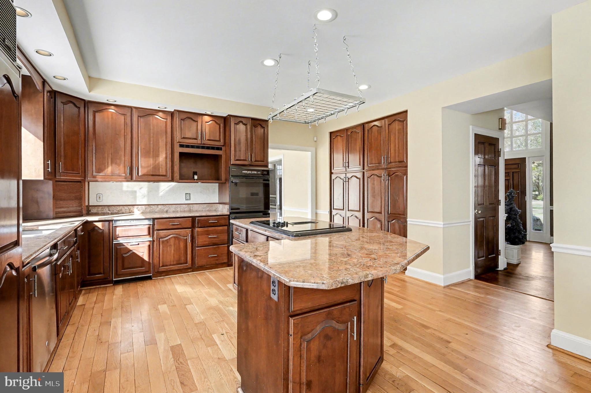 HERITAGE HILLS - Residential Lease