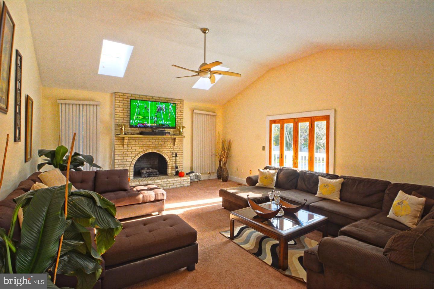 HERITAGE HILLS - Residential Lease