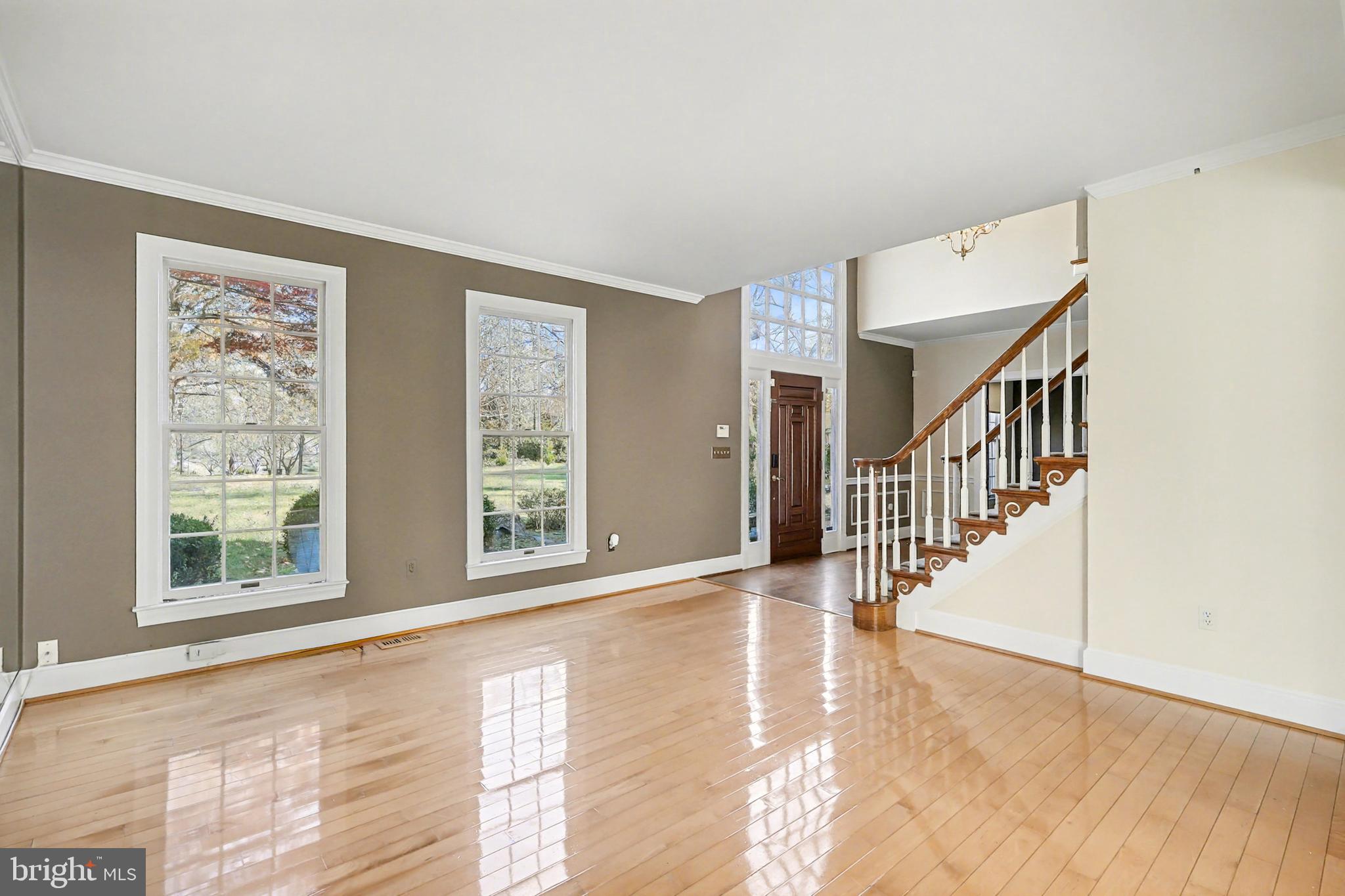 1215 HERITAGE HILLS DRIVE