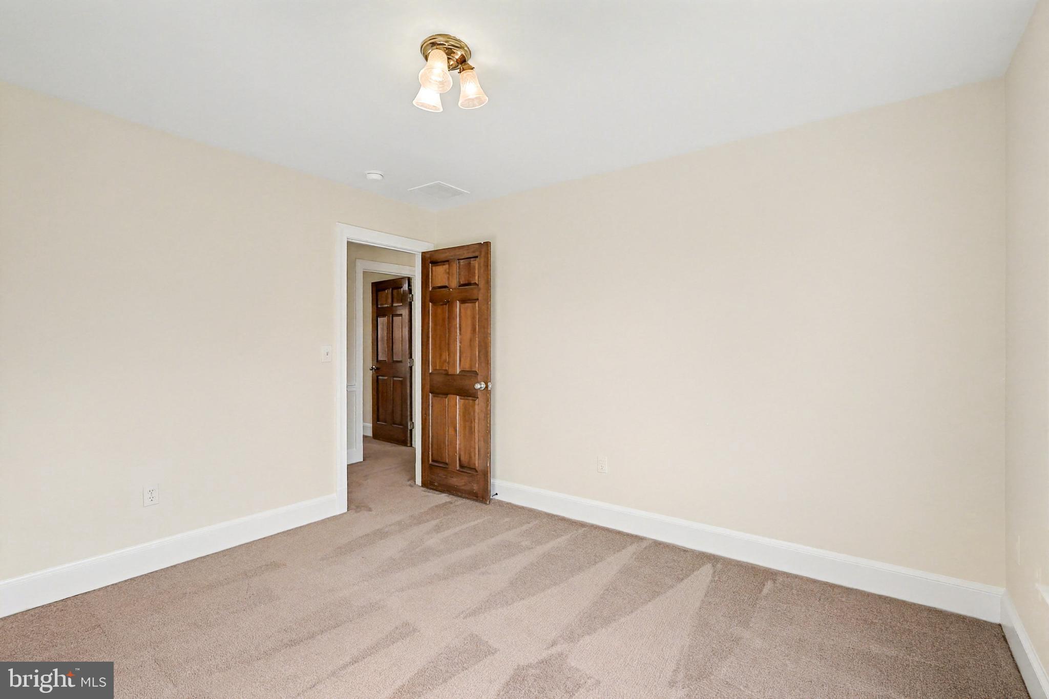 HERITAGE HILLS - Residential Lease