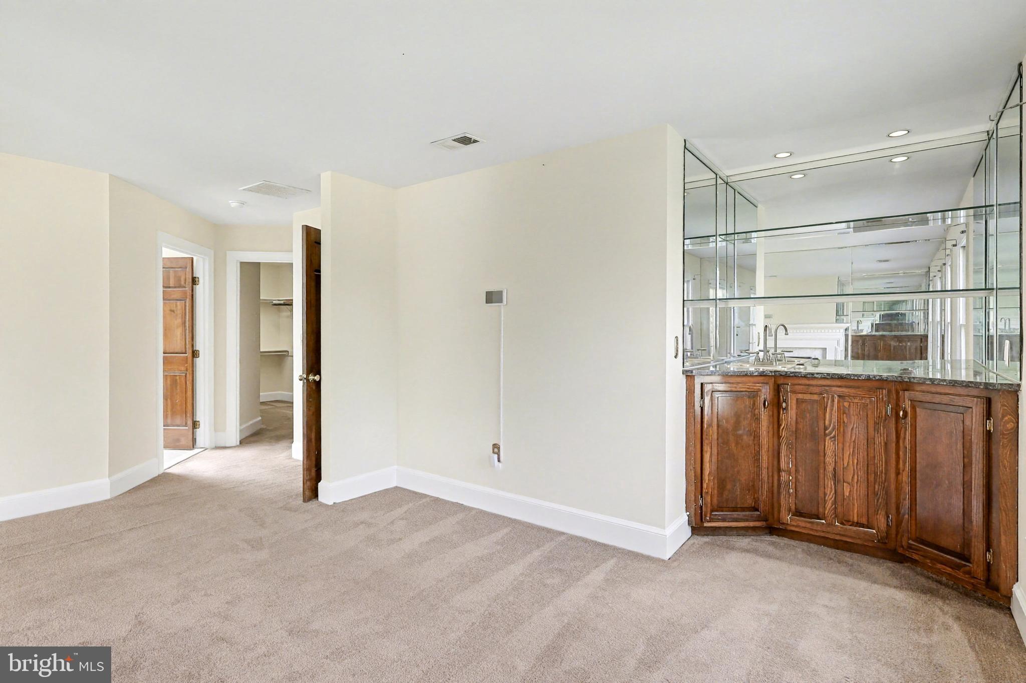 HERITAGE HILLS - Residential Lease