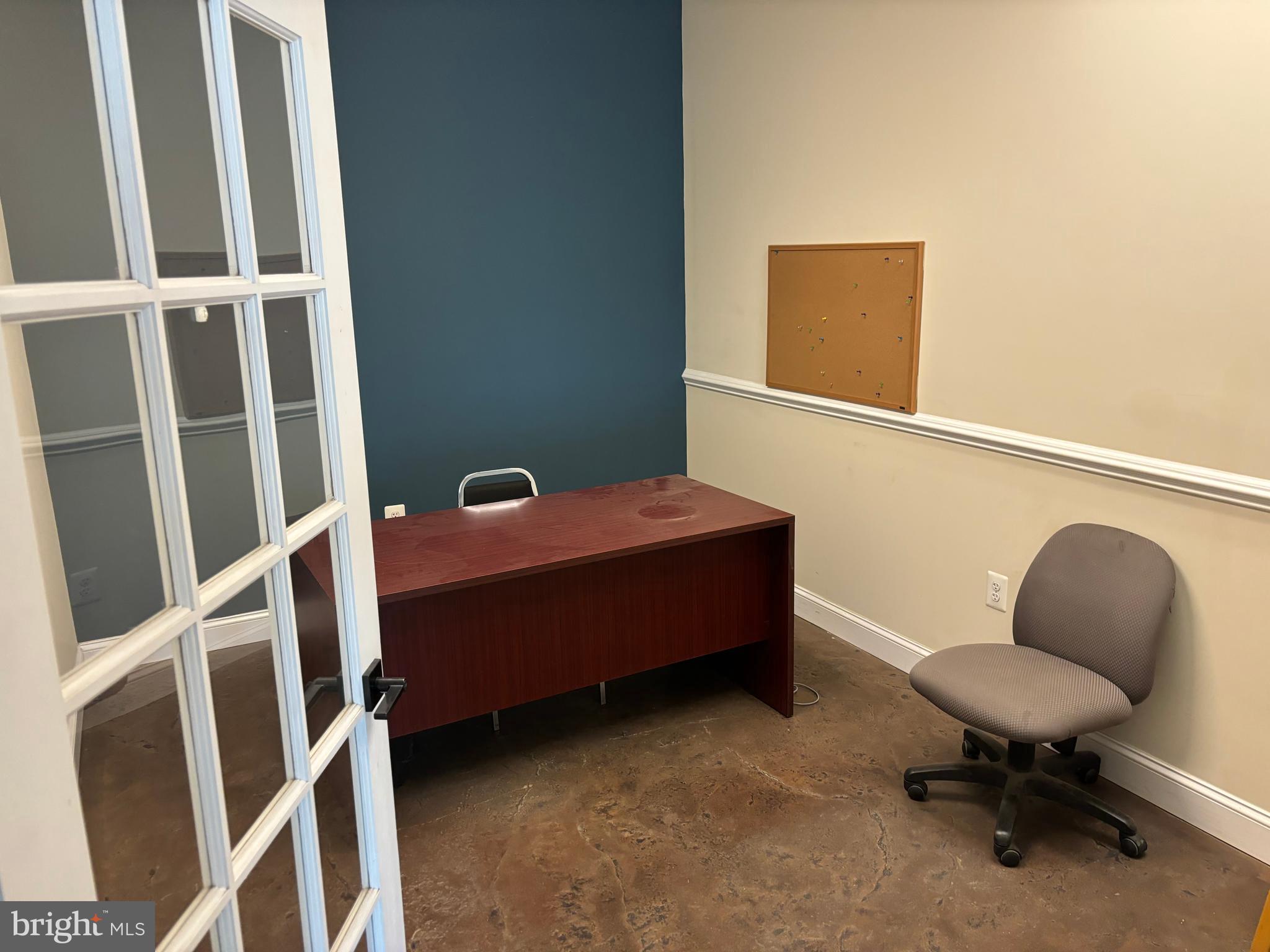 WELLINGFORD INDUSTRIAL PARK - Commercial Sale