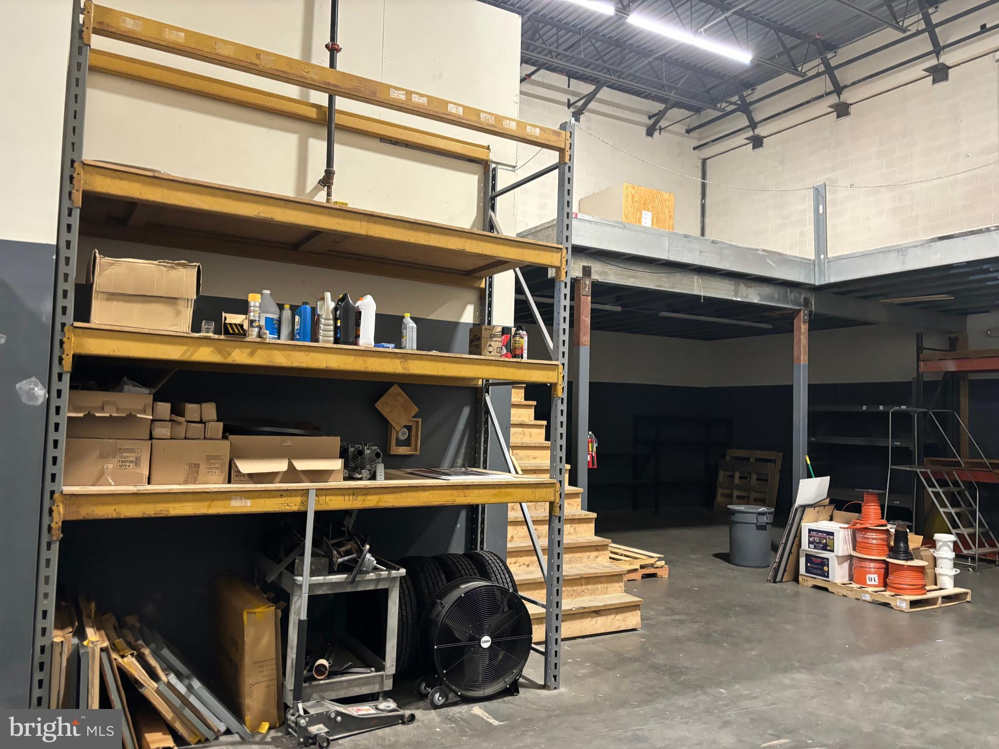 WELLINGFORD INDUSTRIAL PARK - Commercial Sale