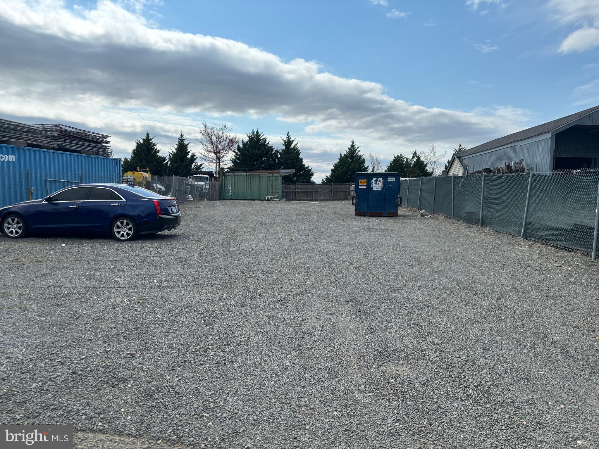 WELLINGFORD INDUSTRIAL PARK - Commercial Sale