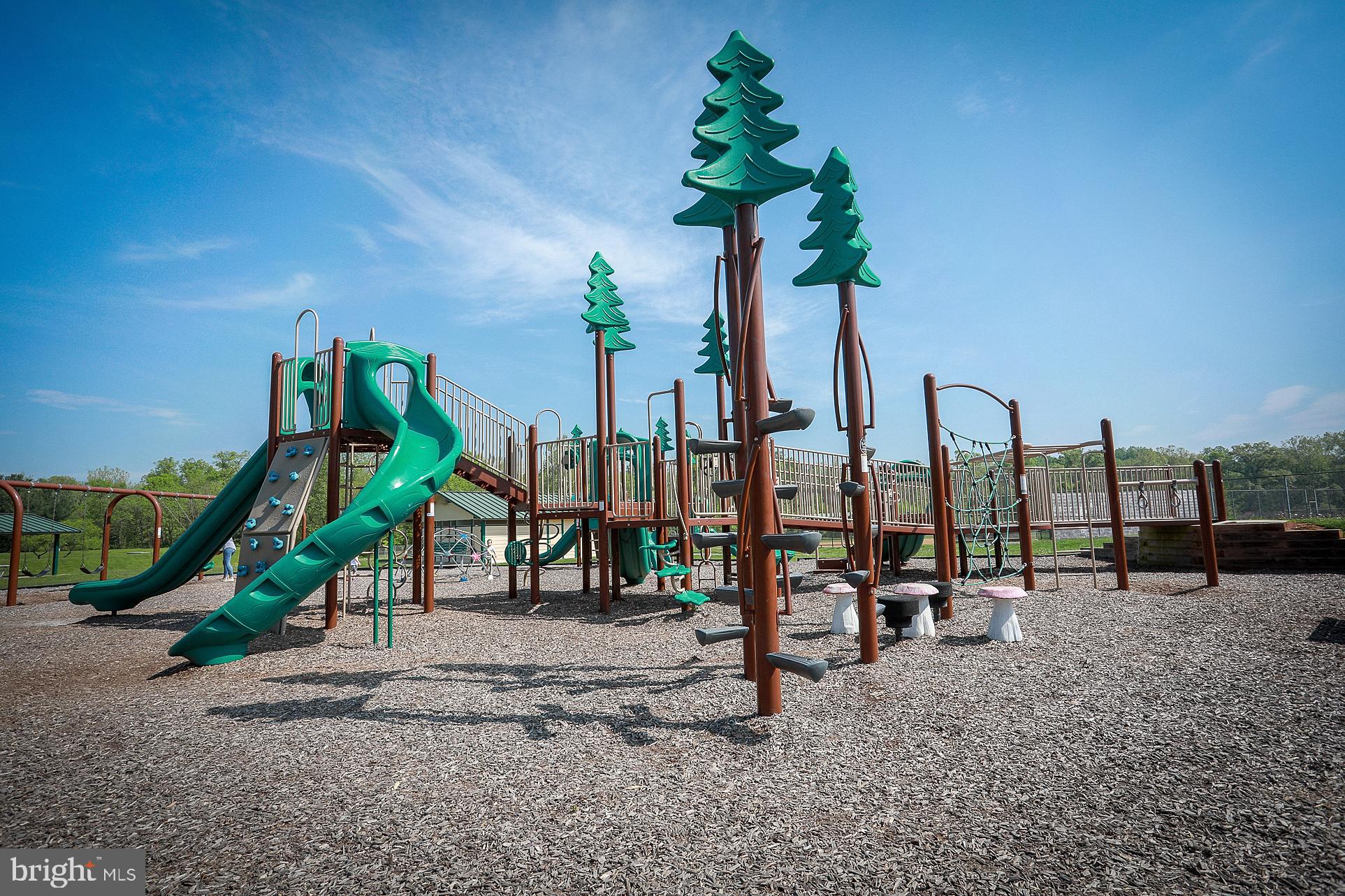 ELIZABETH'S DELIGHT - Residential