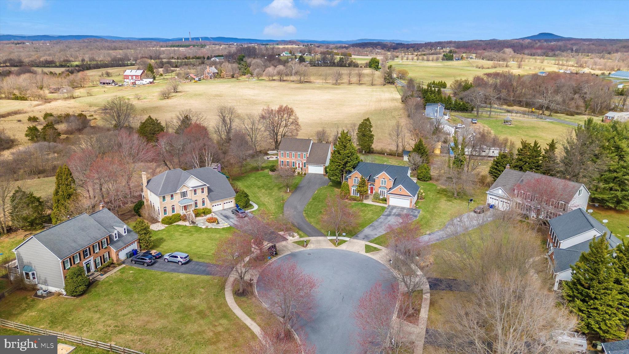 ELIZABETH'S DELIGHT - Residential