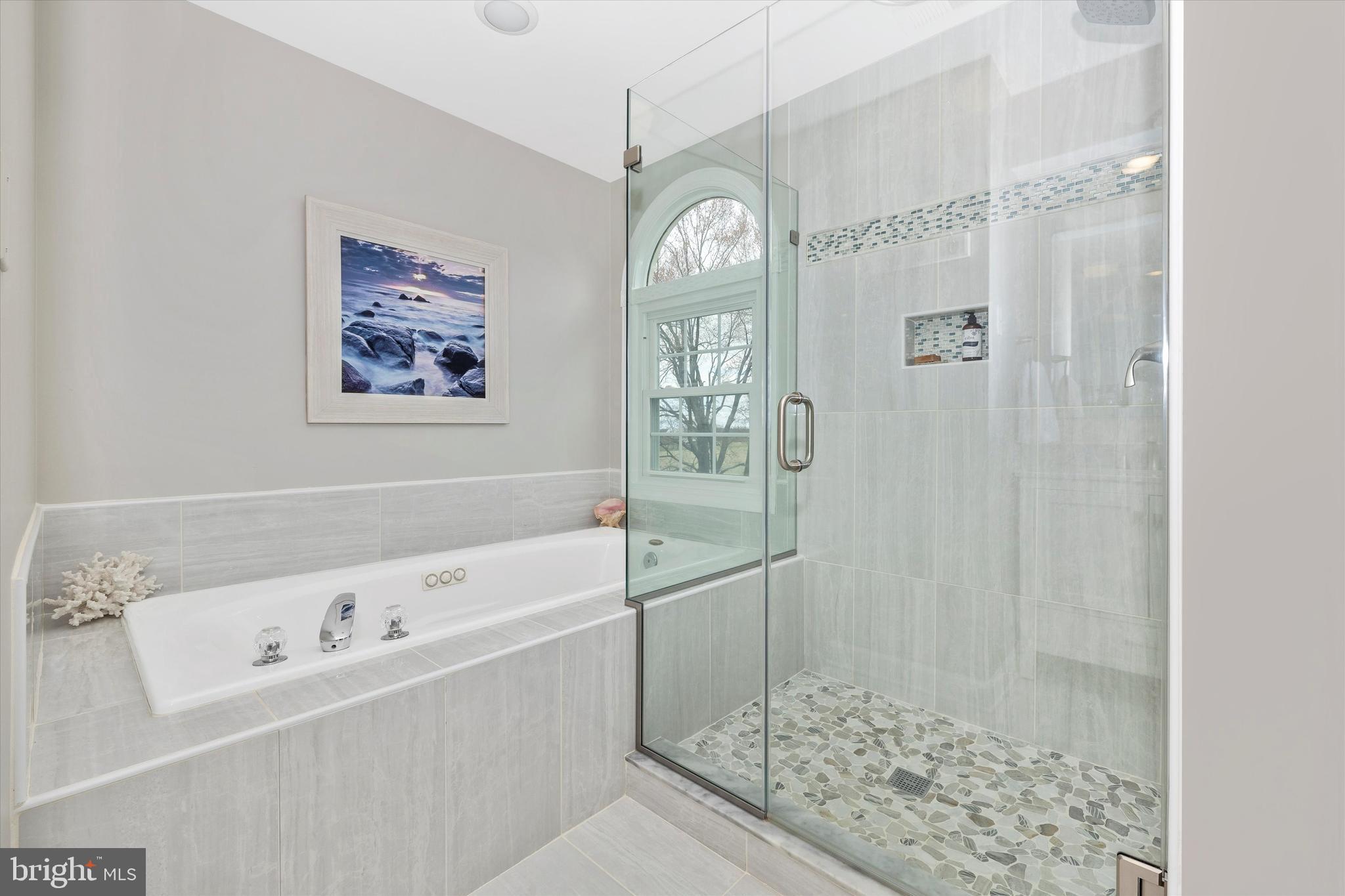 ELIZABETH'S DELIGHT - Residential