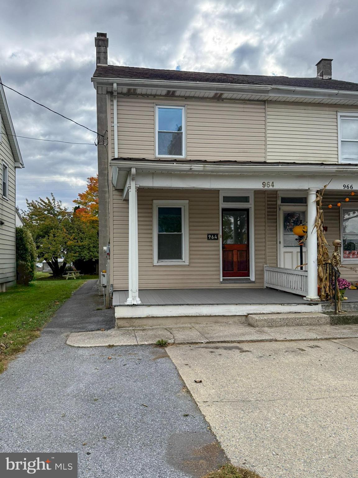 964 W MAIN STREET
