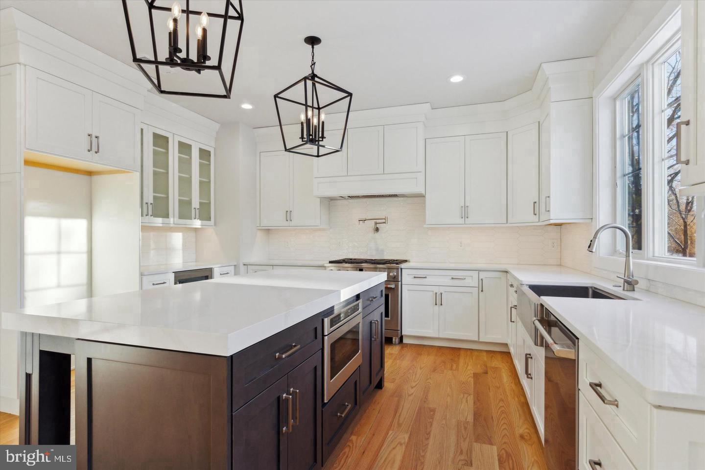 LANSDALE - Residential