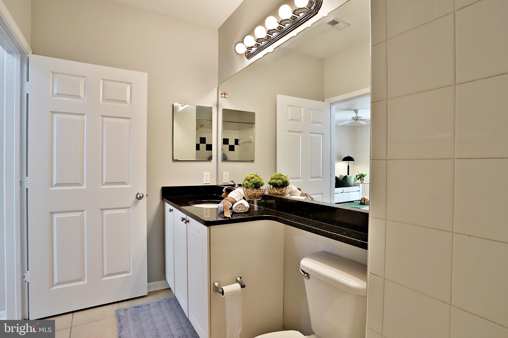 MARQUIS AT VIENNA STATION - Residential