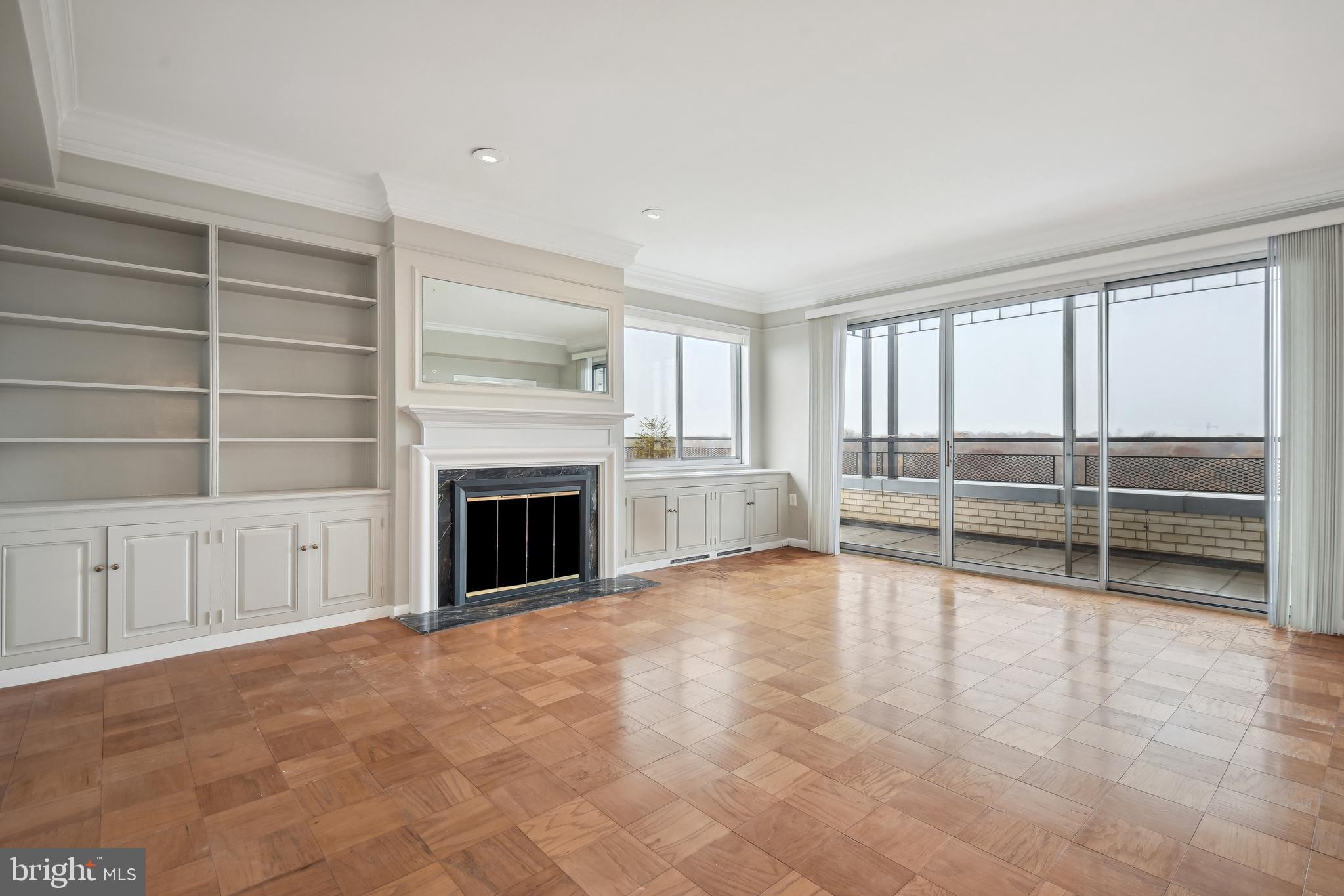 10401 GROSVENOR PLACE 1624