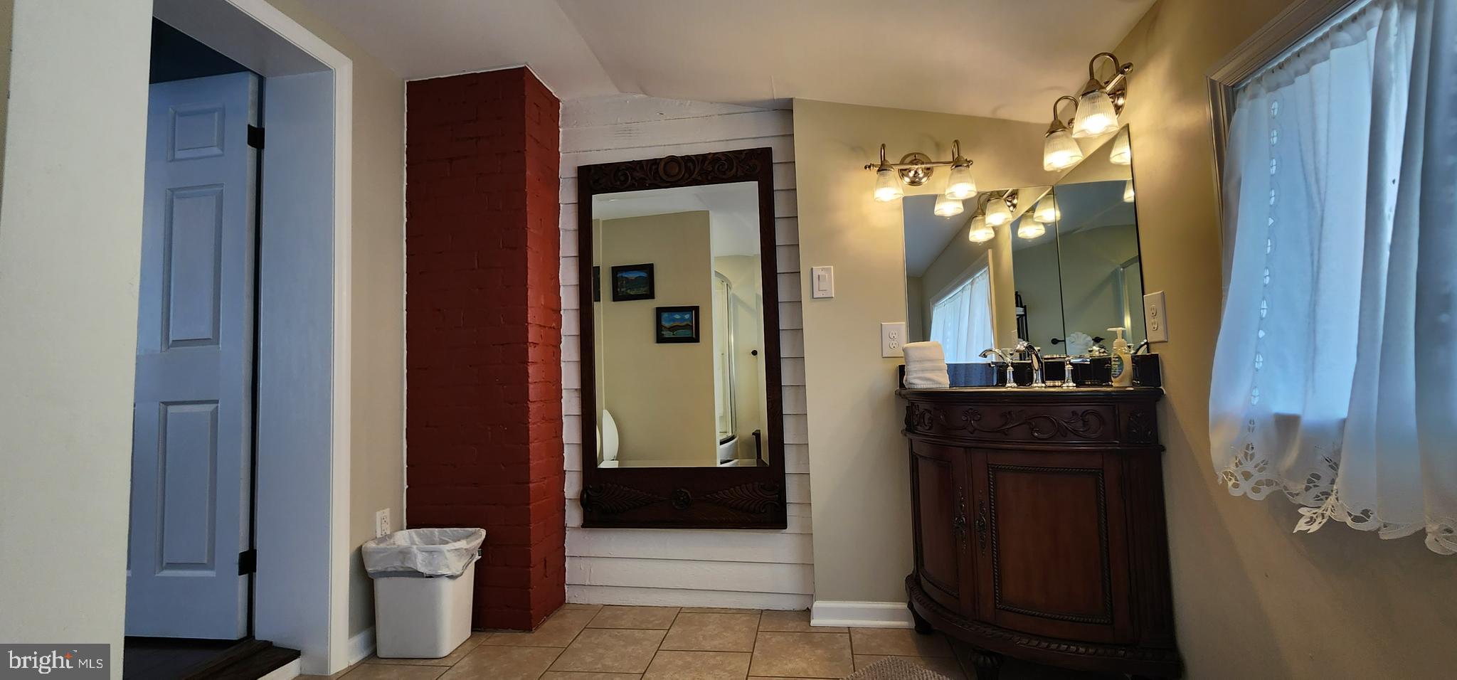 NONE AVAILABLE - Land