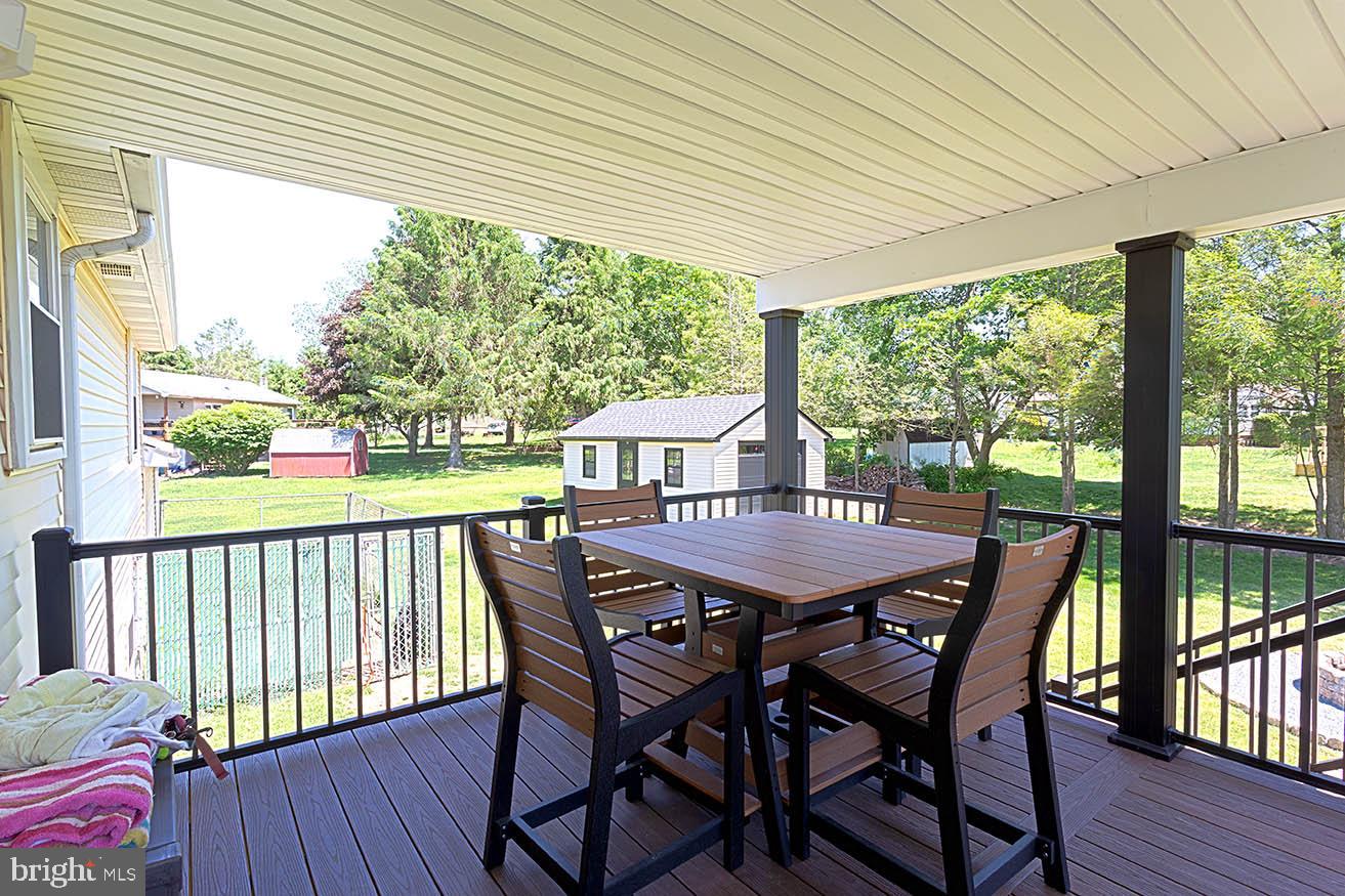 LAKE WYNONAH - Residential