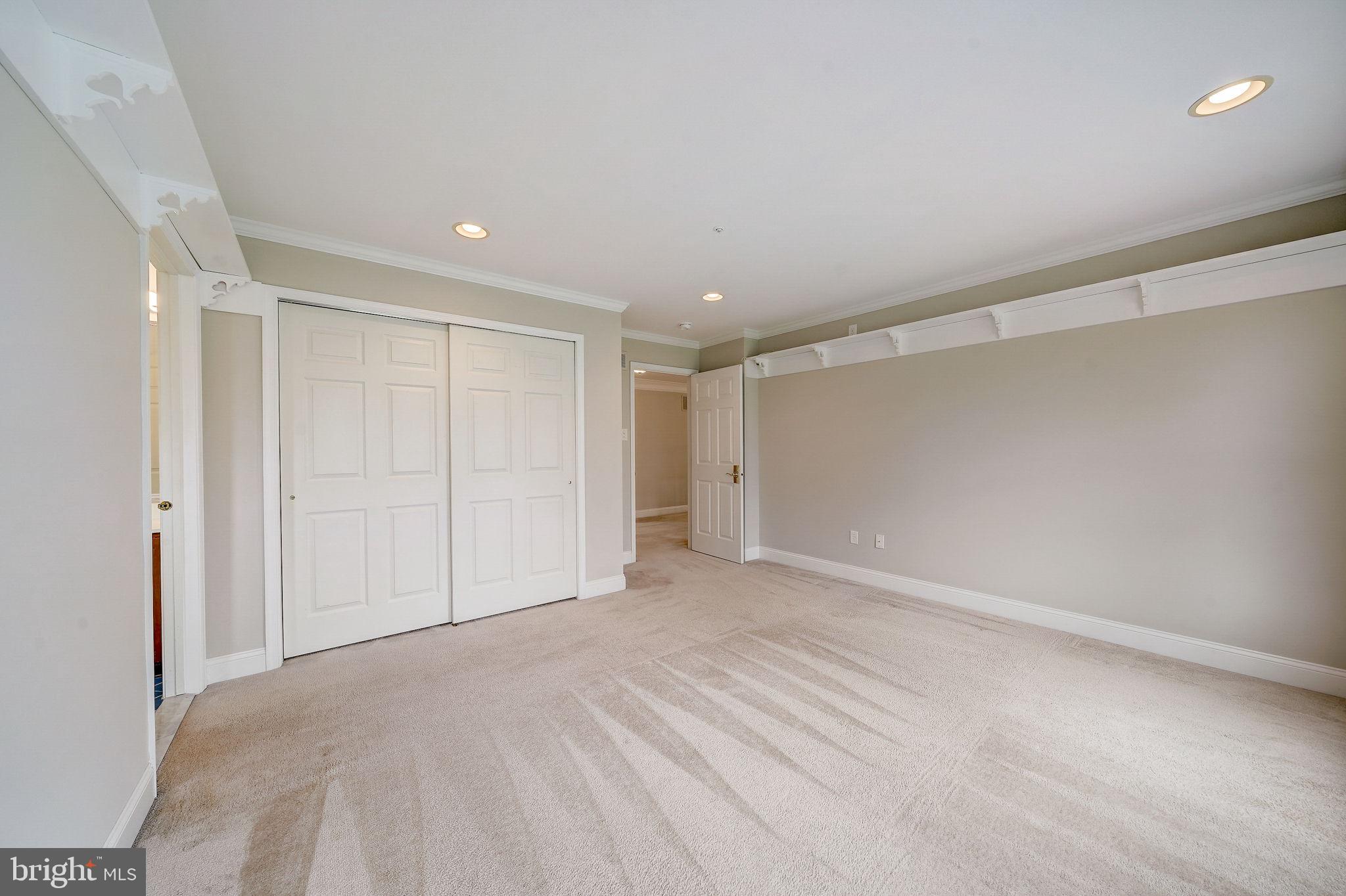 SWEDESFORD CHASE - Residential