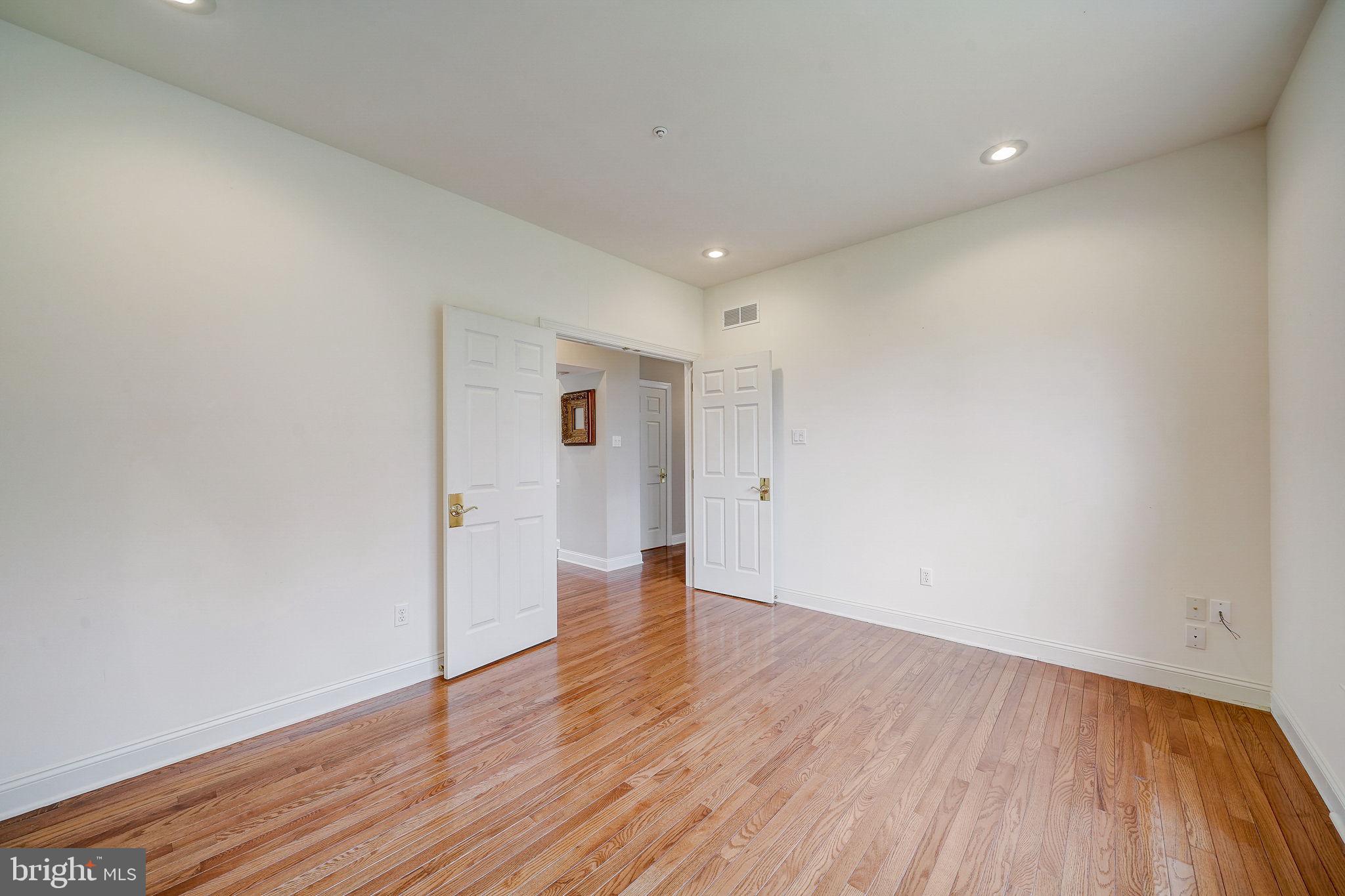 SWEDESFORD CHASE - Residential