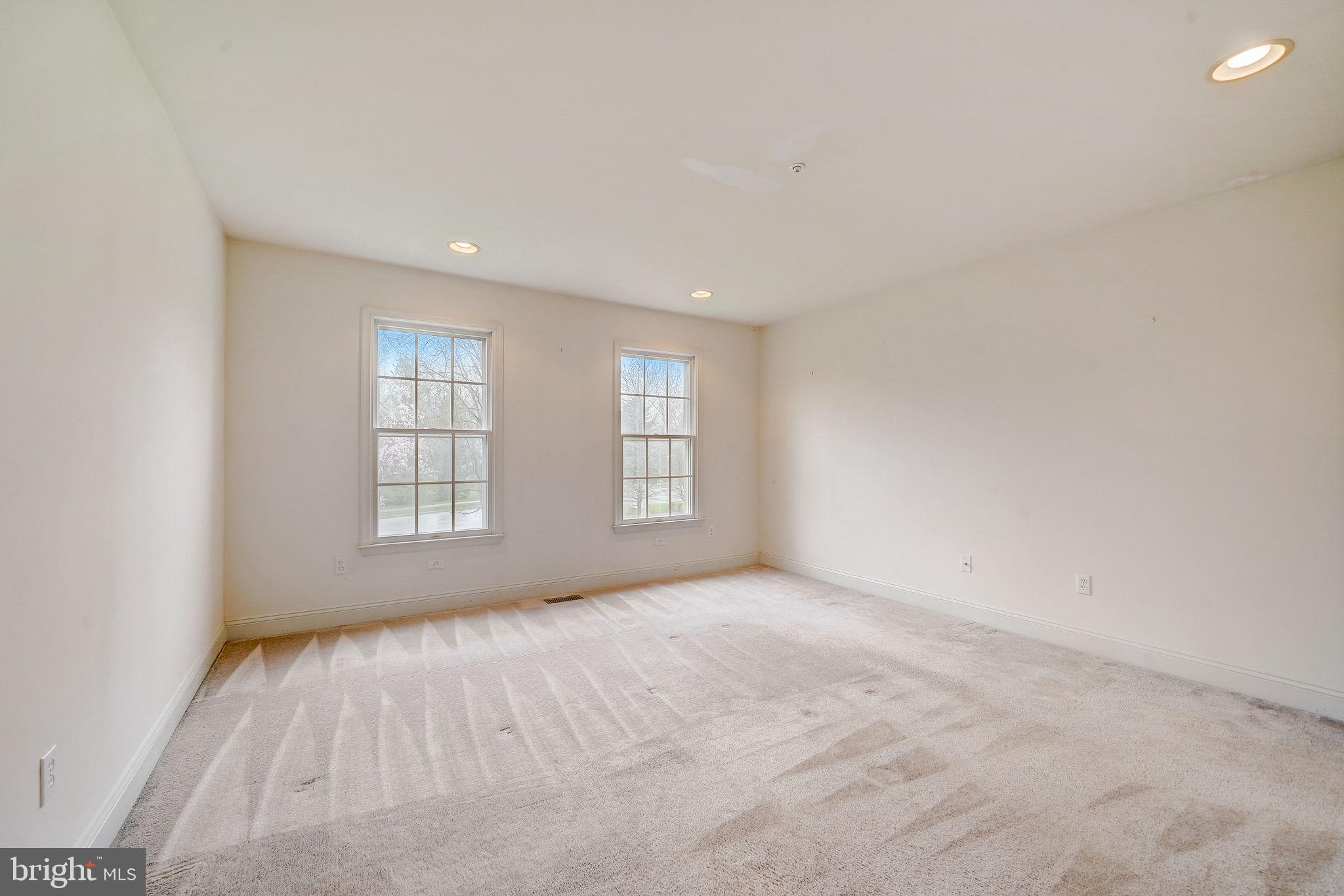 SWEDESFORD CHASE - Residential