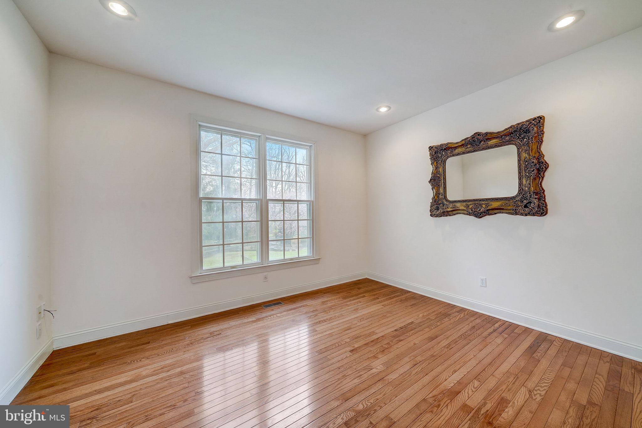 SWEDESFORD CHASE - Residential