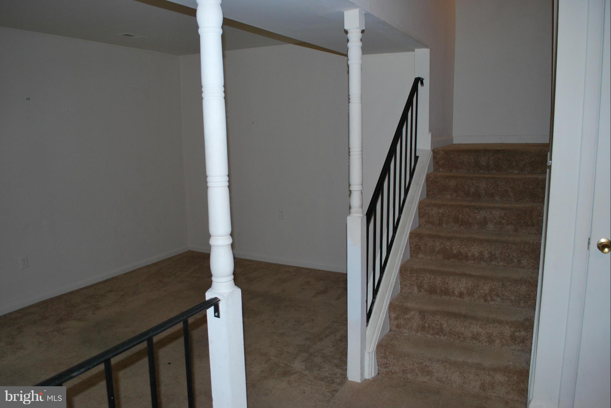 DALE CITY - Residential Lease