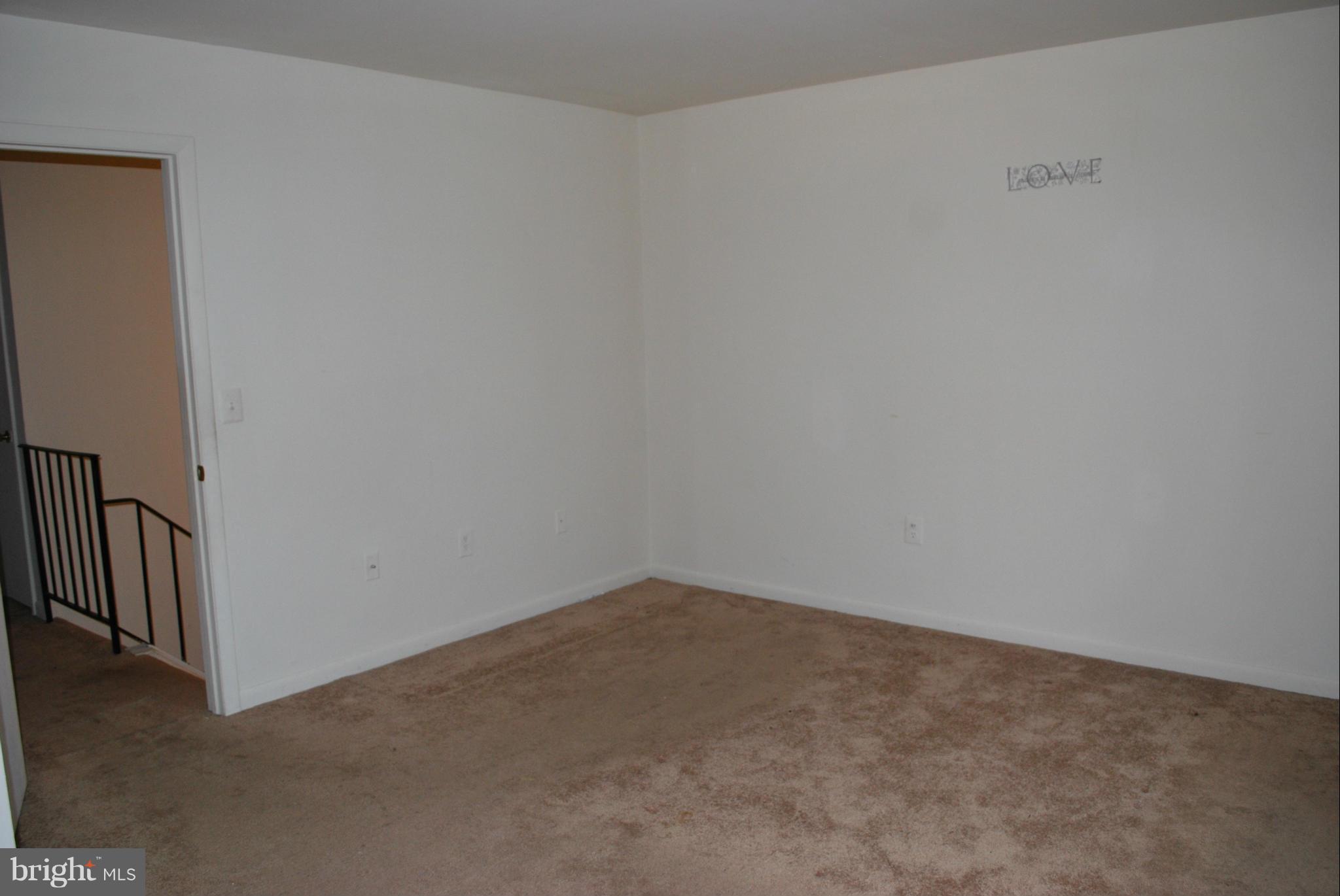 DALE CITY - Residential Lease