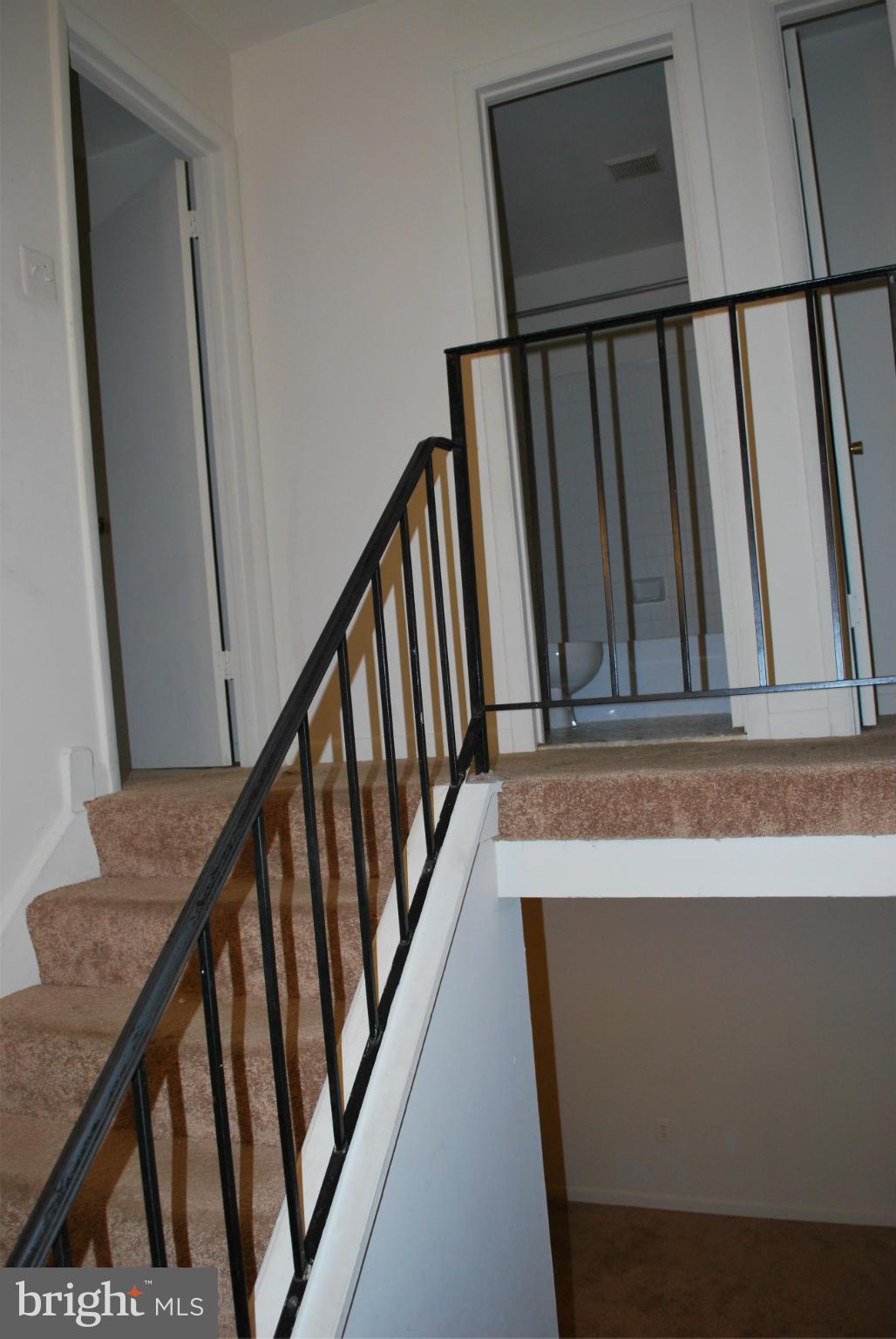 DALE CITY - Residential Lease