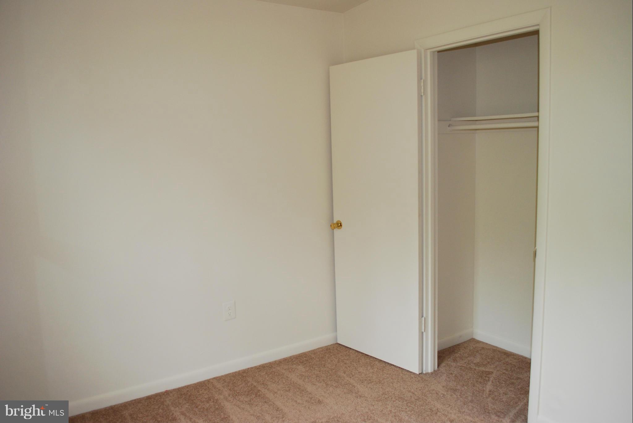 DALE CITY - Residential Lease