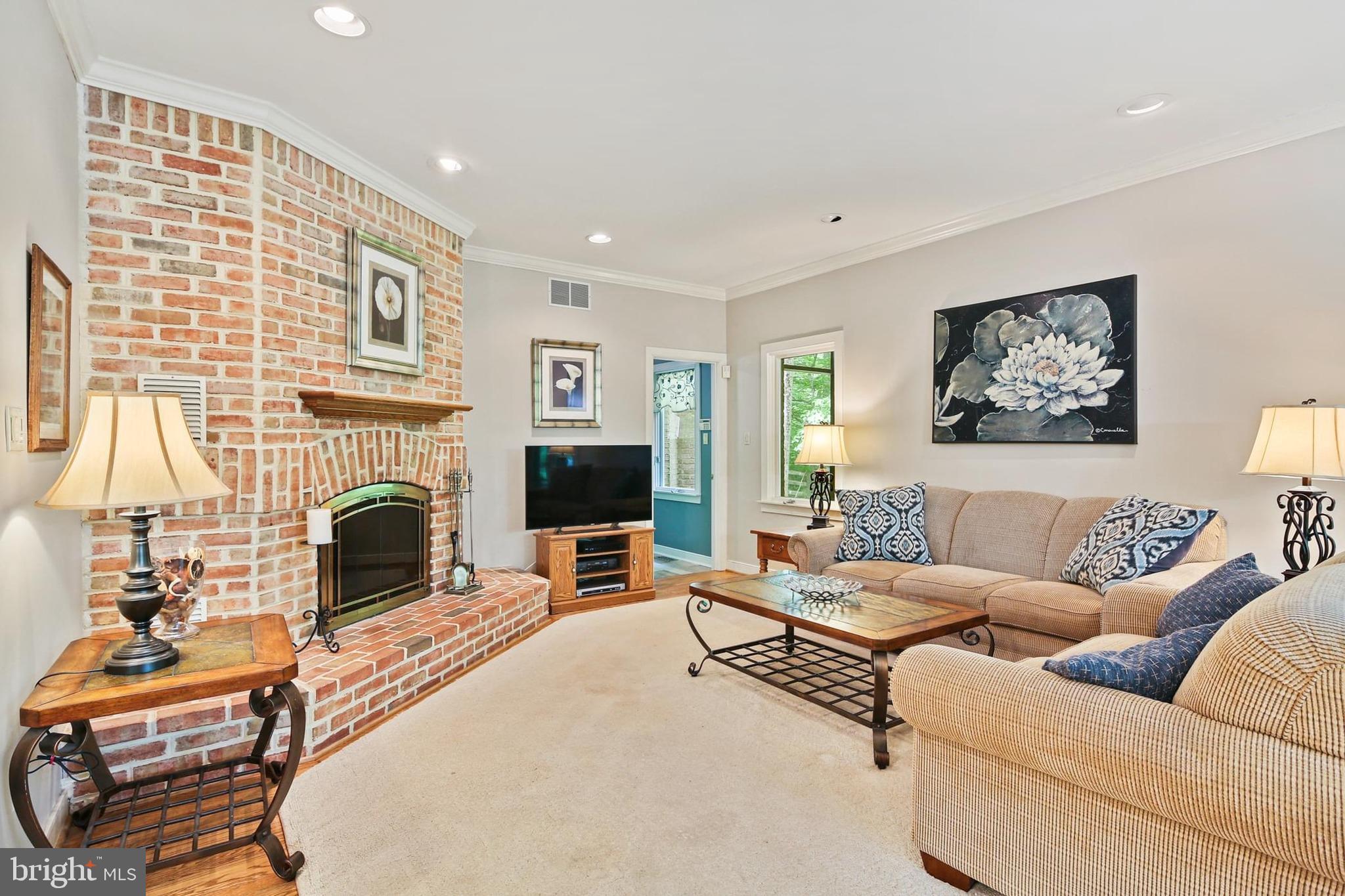 HIGHLAND - Residential