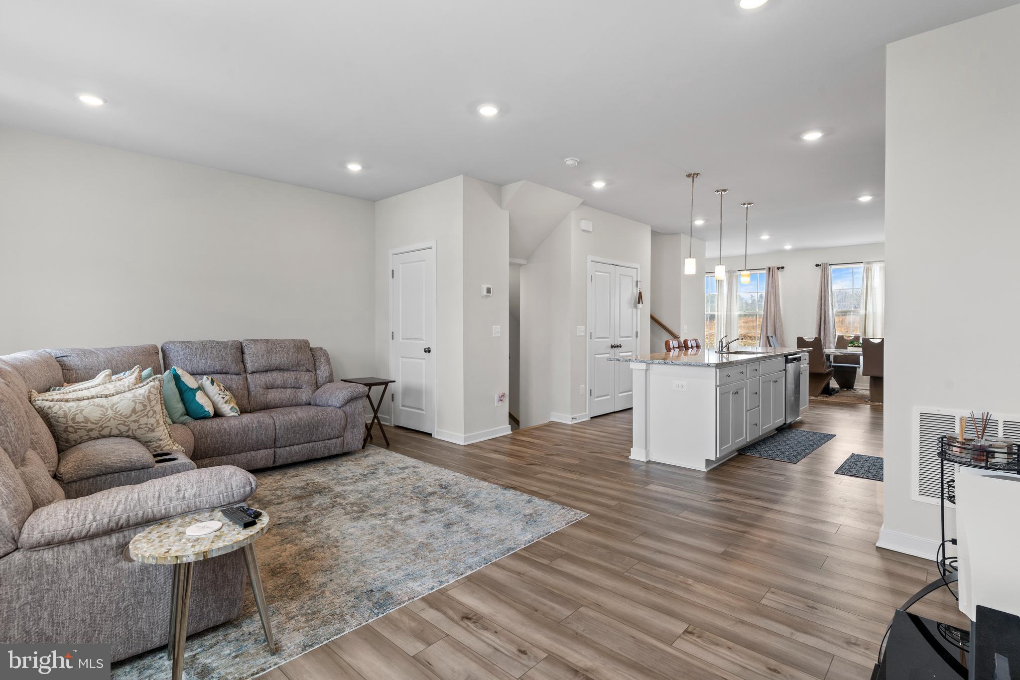 CLEVENGER CORNER VILLAGE - Residential