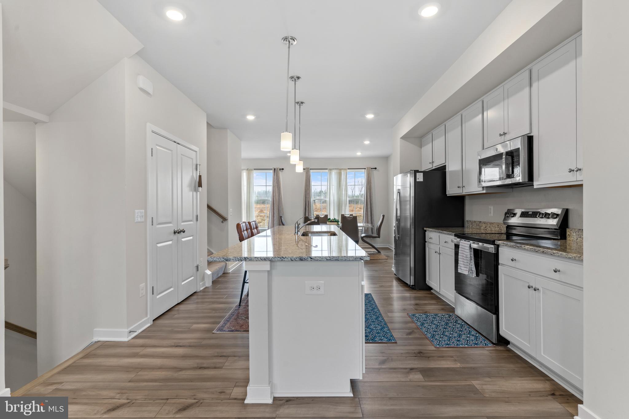 CLEVENGER CORNER VILLAGE - Residential