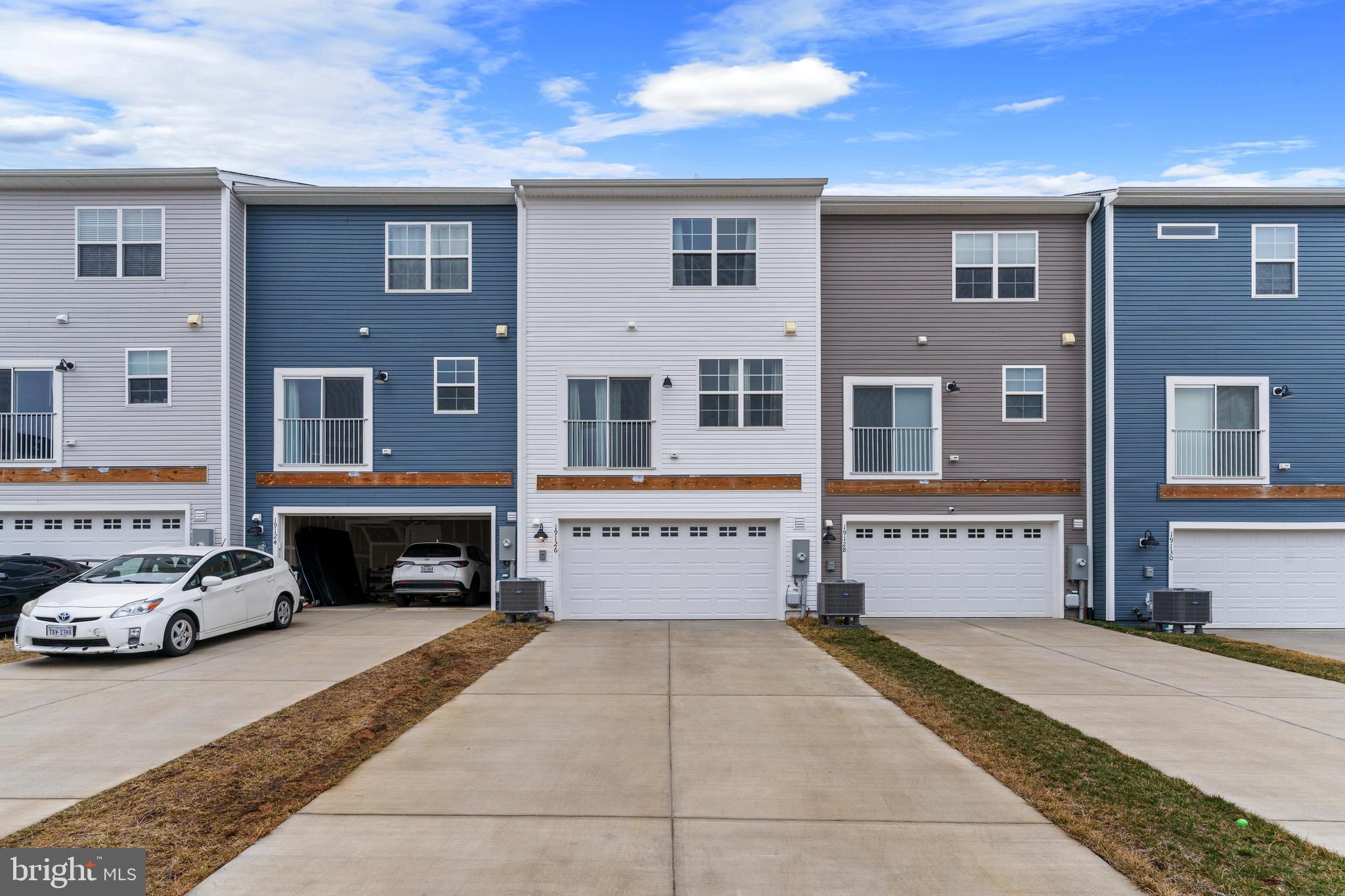 CLEVENGER CORNER VILLAGE - Residential