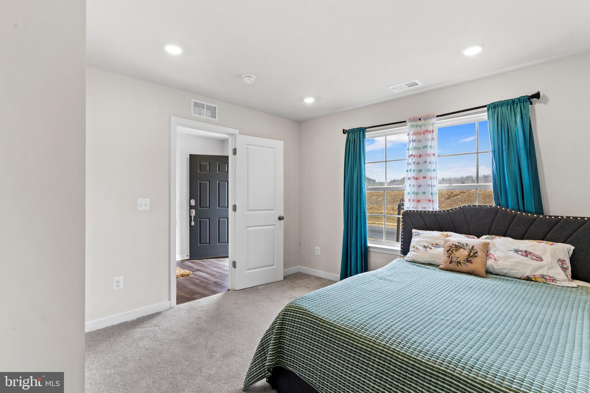 CLEVENGER CORNER VILLAGE - Residential