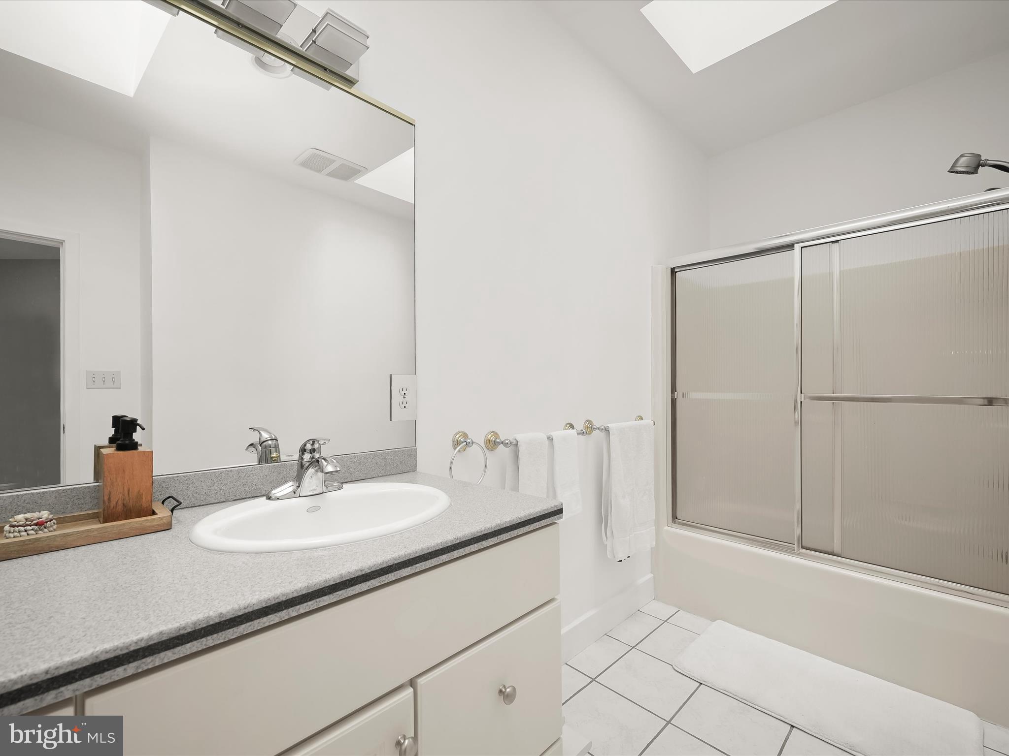 SEVERN VIEW - Residential