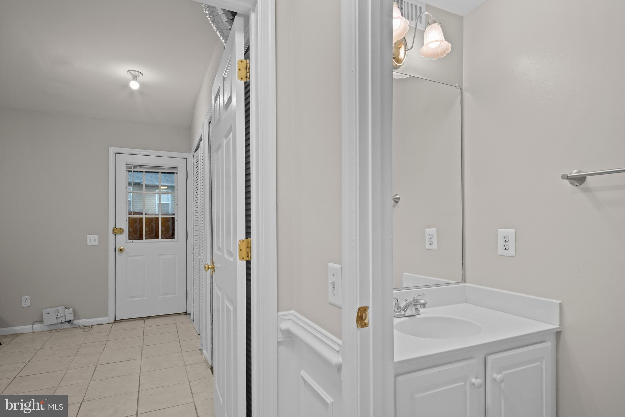 FAIR OAKS GREEN - Residential Lease