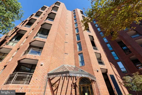 1099 22nd Street NW Unit 601, Washington, DC MLS: DCDC2241246