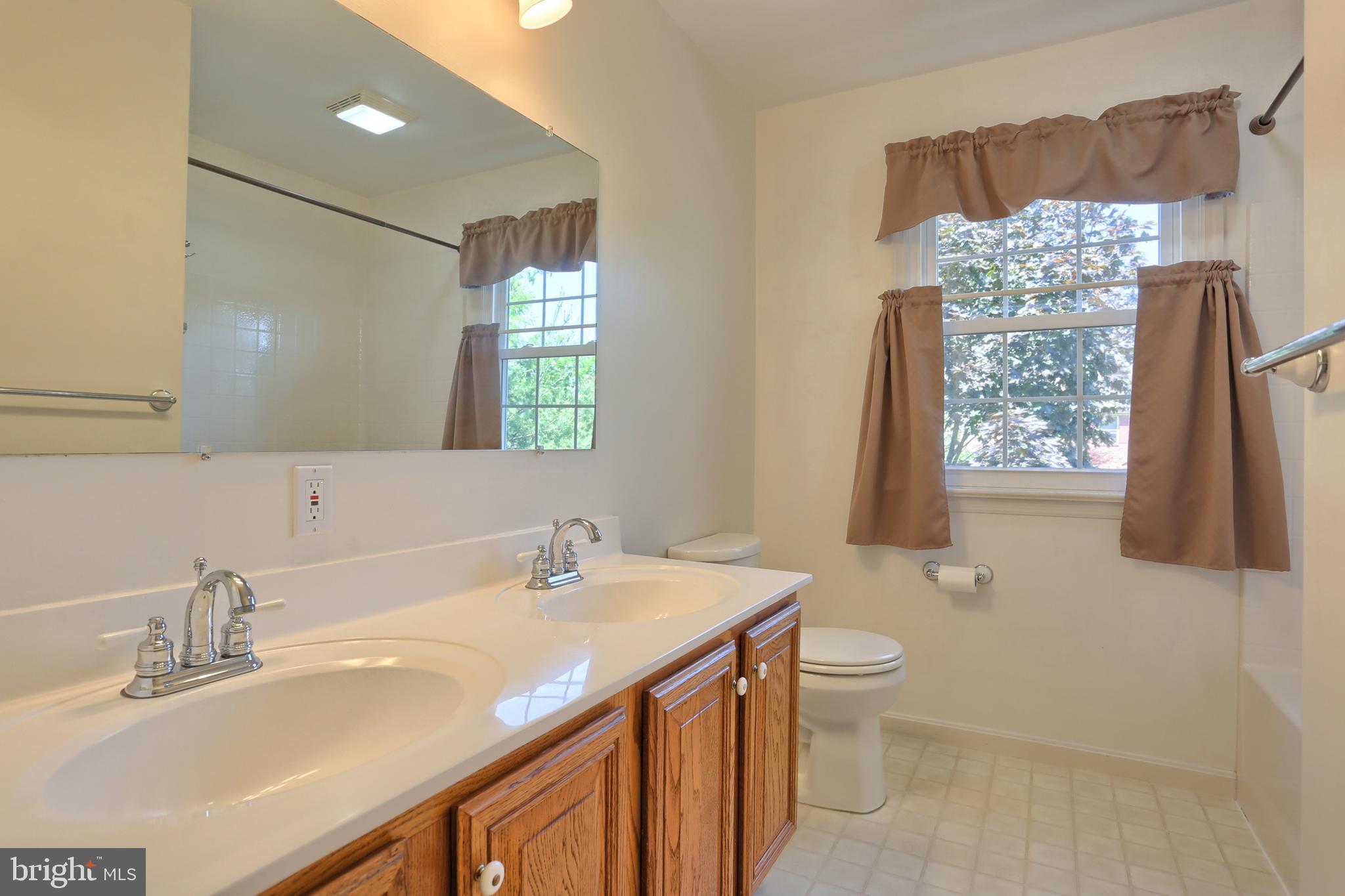 ELIZABETHTOWN - Residential