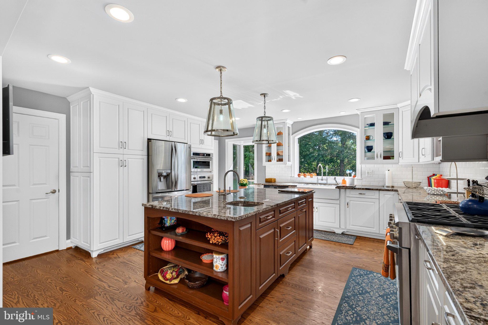 13713 BARBERRY WAY