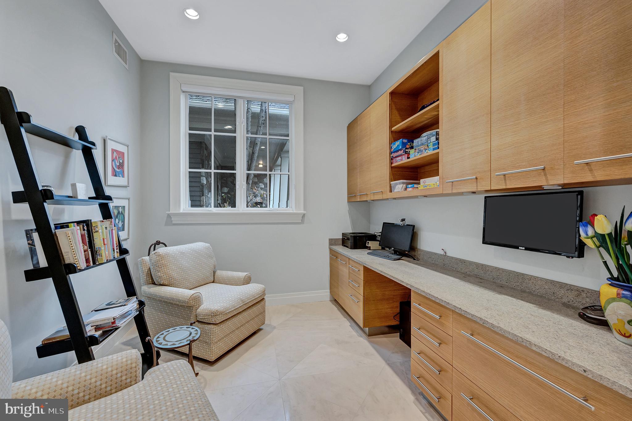 EDGEMOOR - Residential