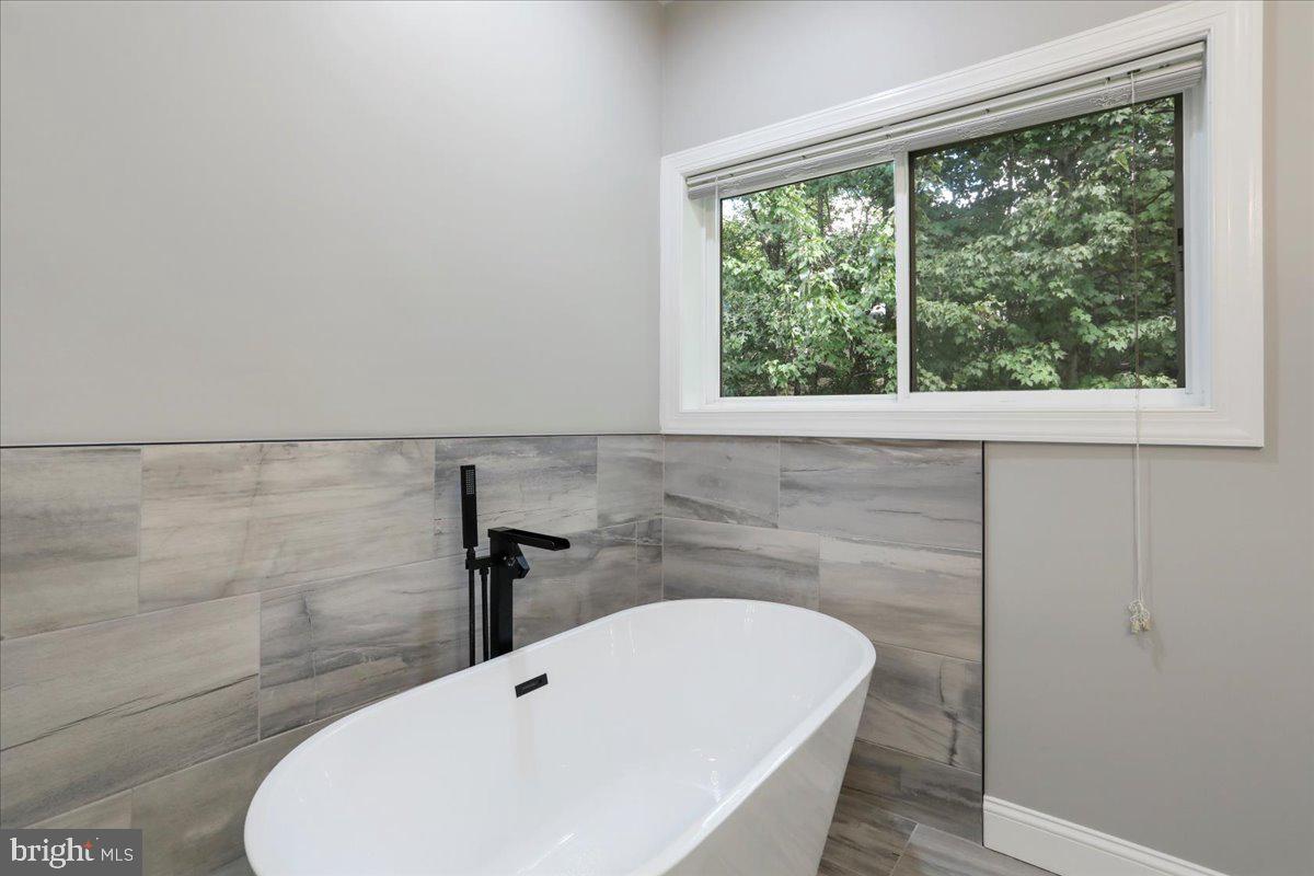 SHANNONDALE - Residential