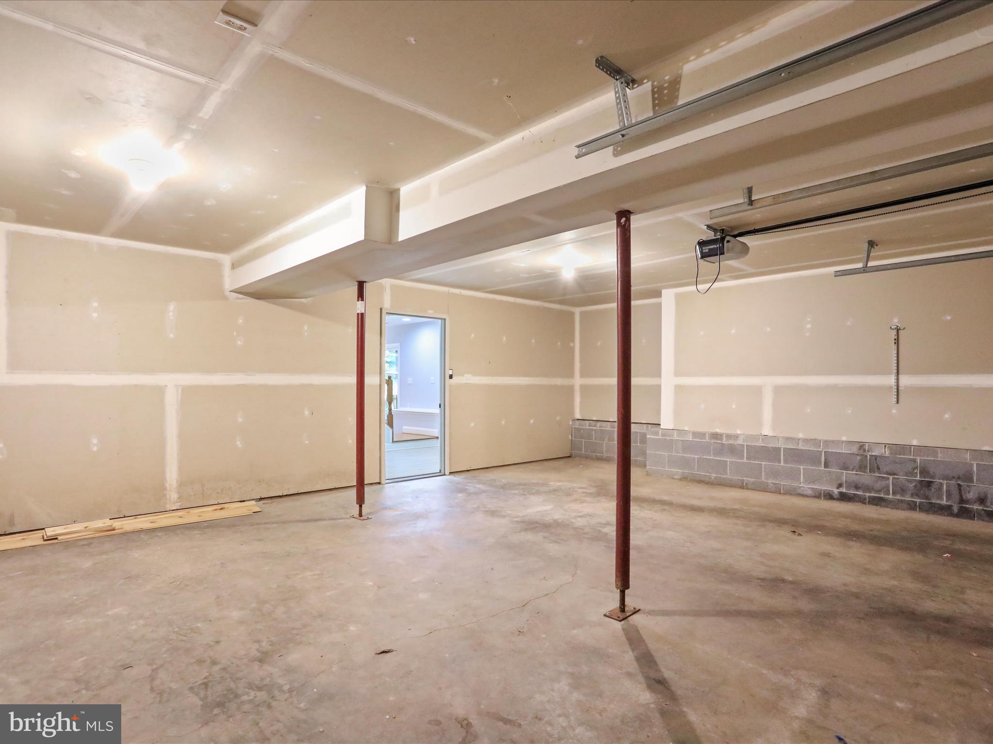 SHANNONDALE - Residential