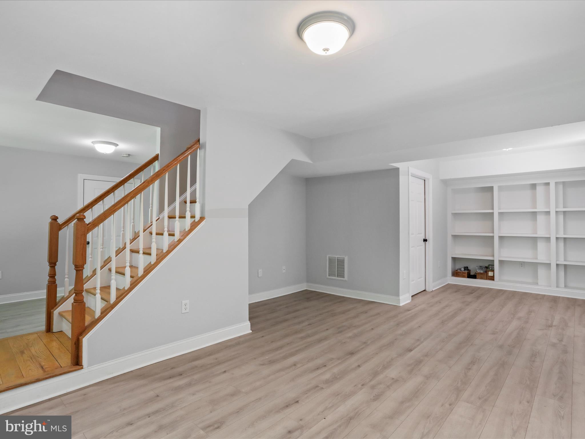 SHANNONDALE - Residential