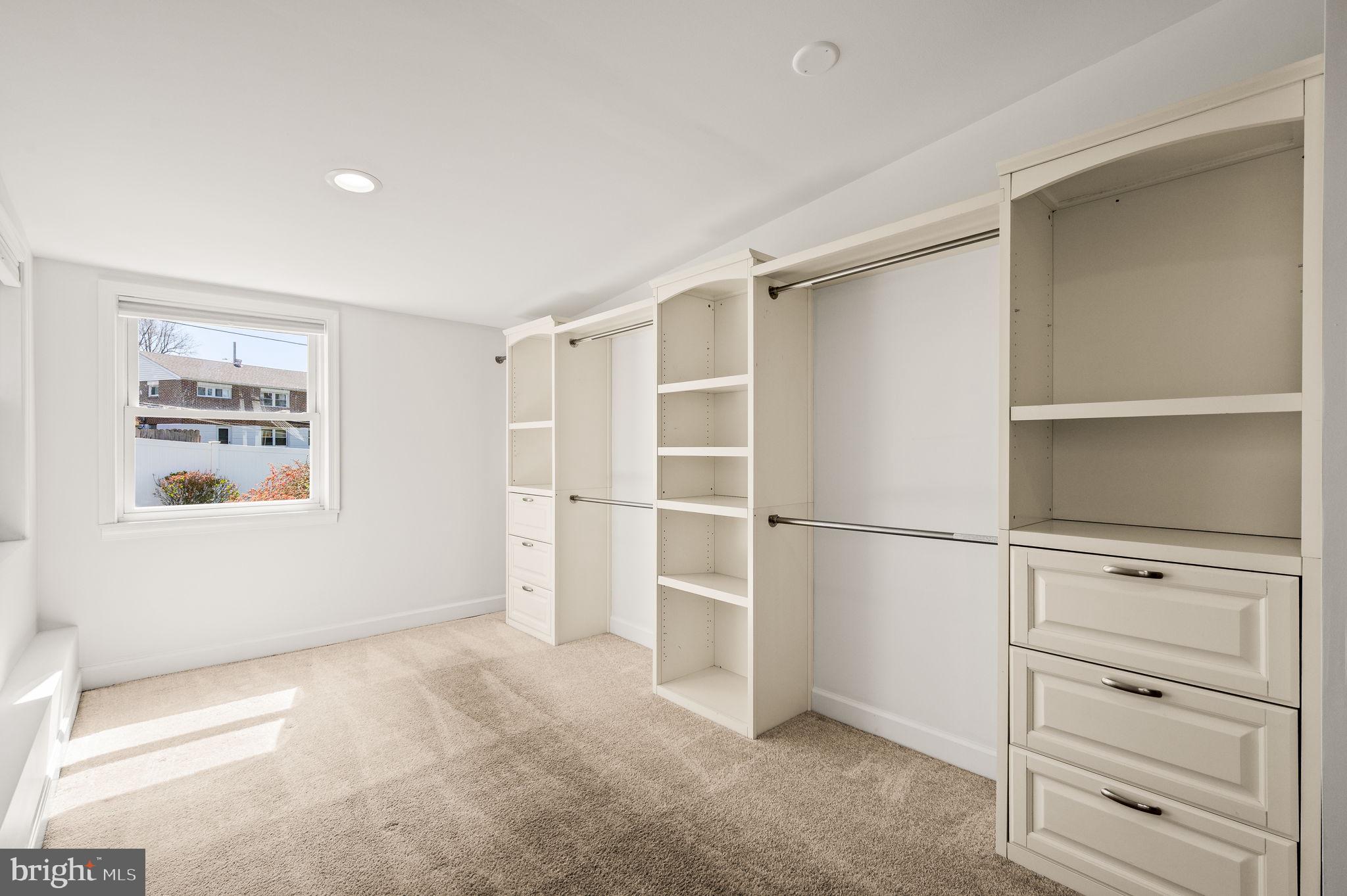 BRIDGEWATER FARMS - Residential