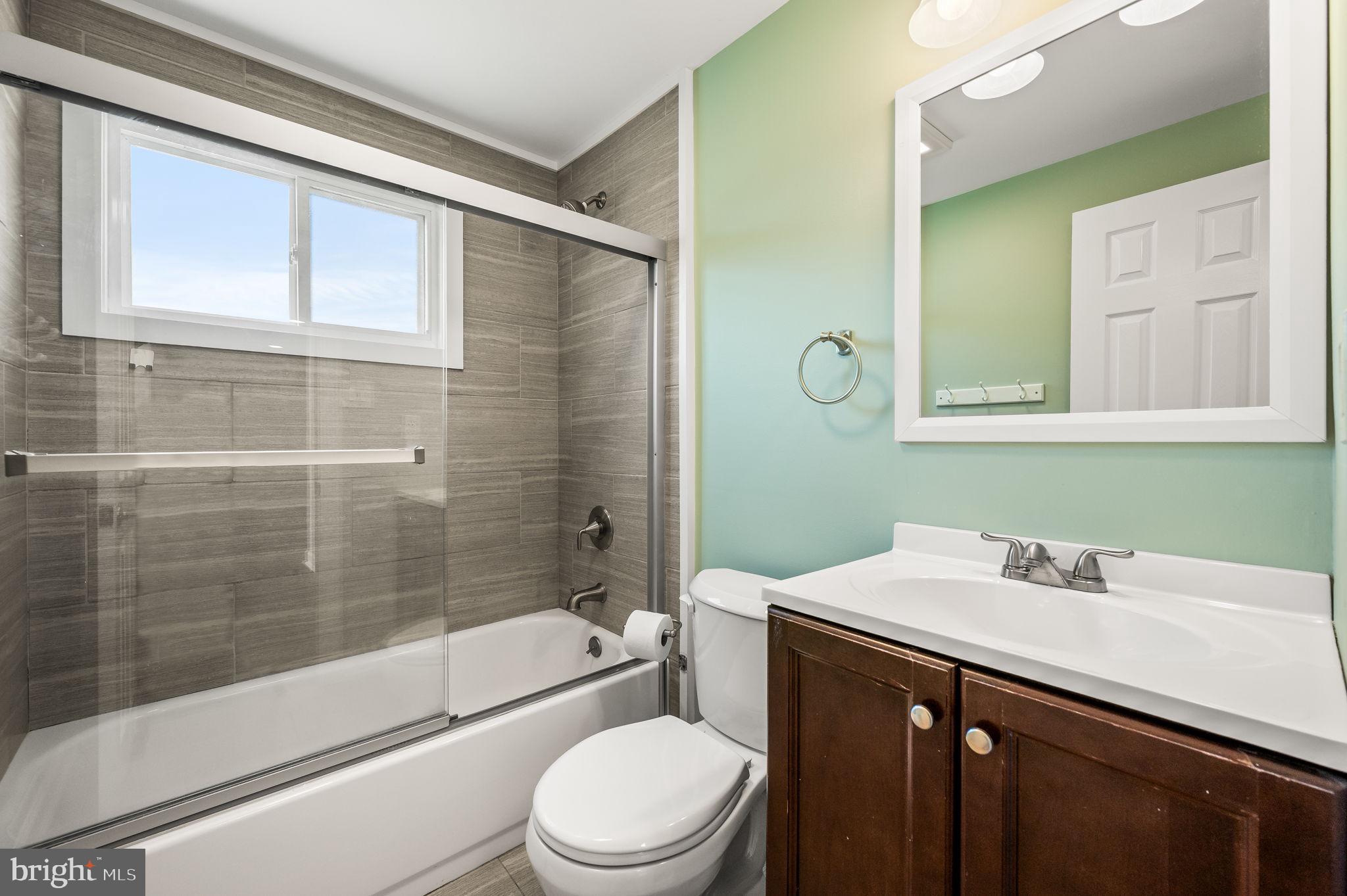 BRIDGEWATER FARMS - Residential