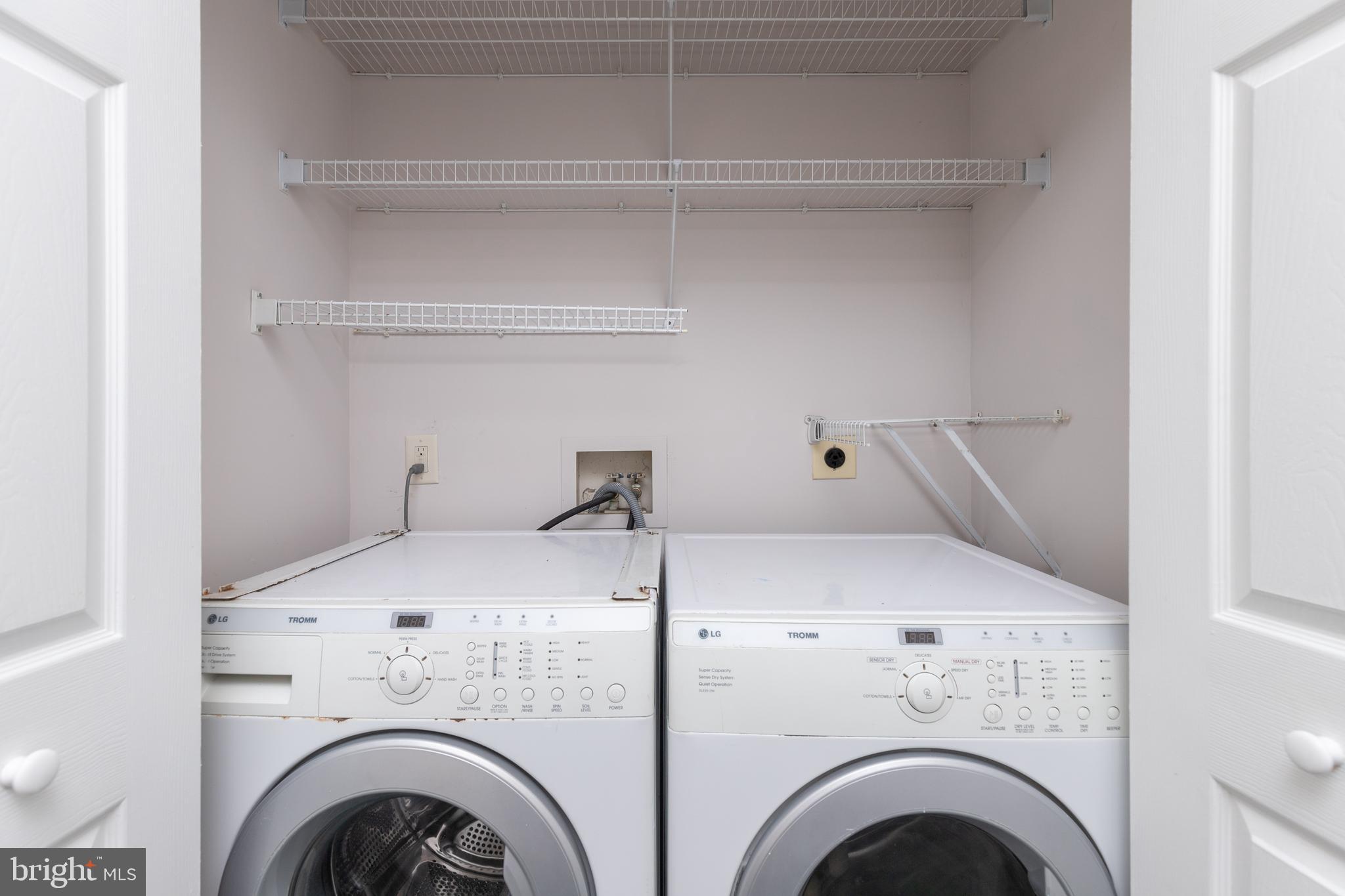 SILVERBROOK FARMS - Residential