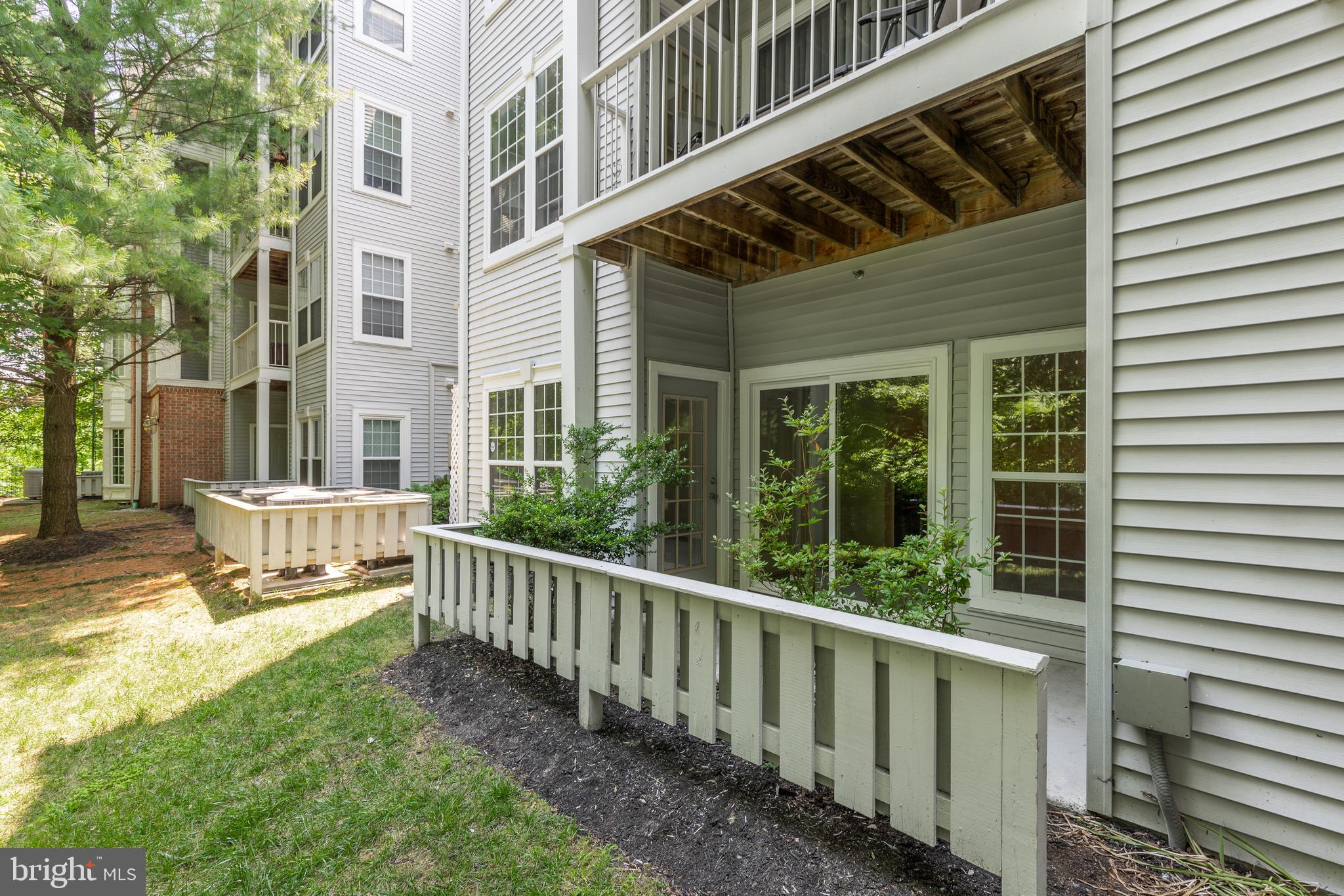 SILVERBROOK FARMS - Residential