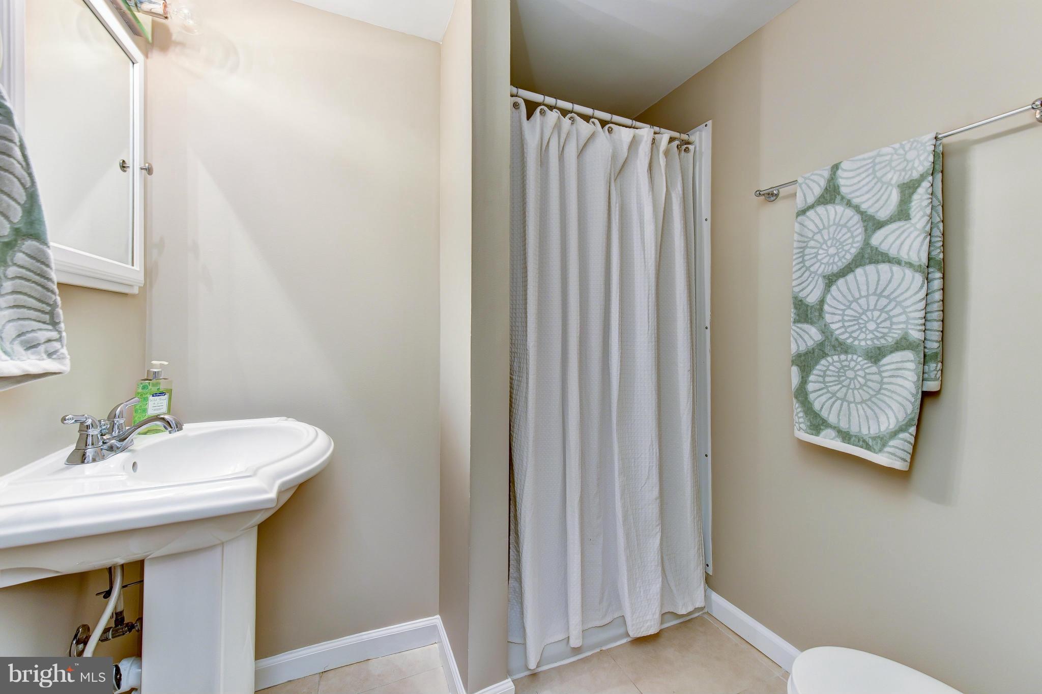 WARWICK VILLAGE - Residential