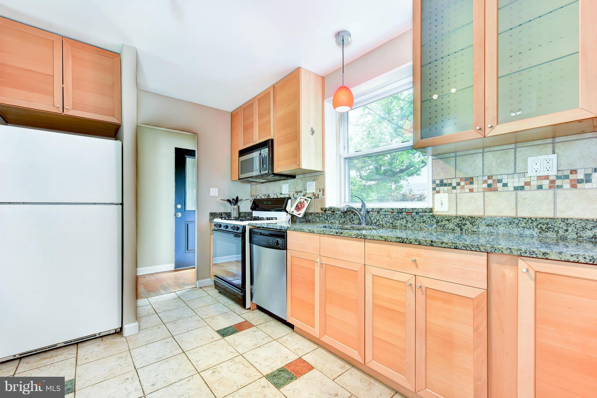 WARWICK VILLAGE - Residential