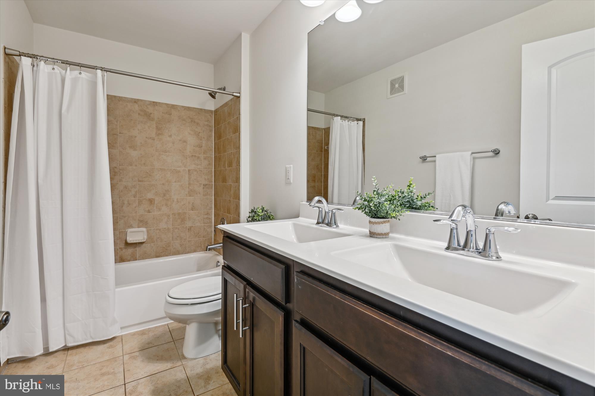 VILLAGE AT WAUGH CHAPEL - Residential