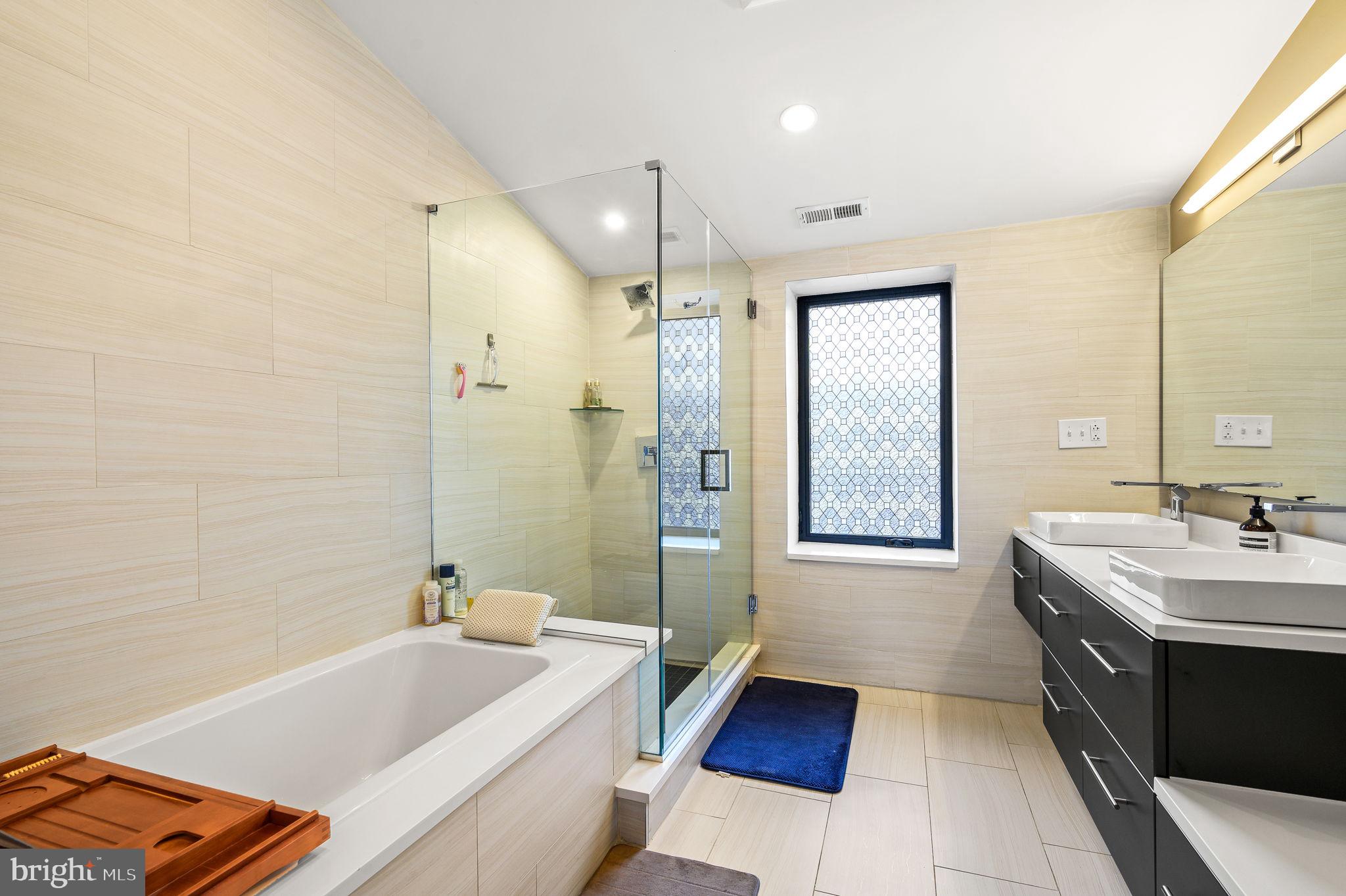 PASSYUNK SQUARE - Residential Lease