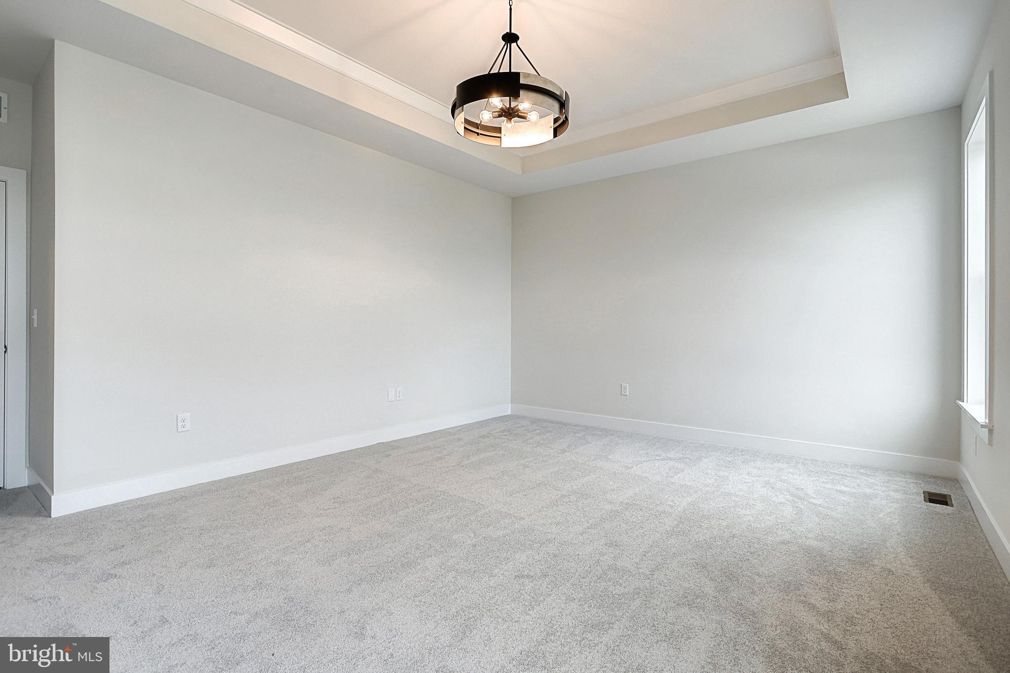 HOME TOWNE SQUARE - Residential