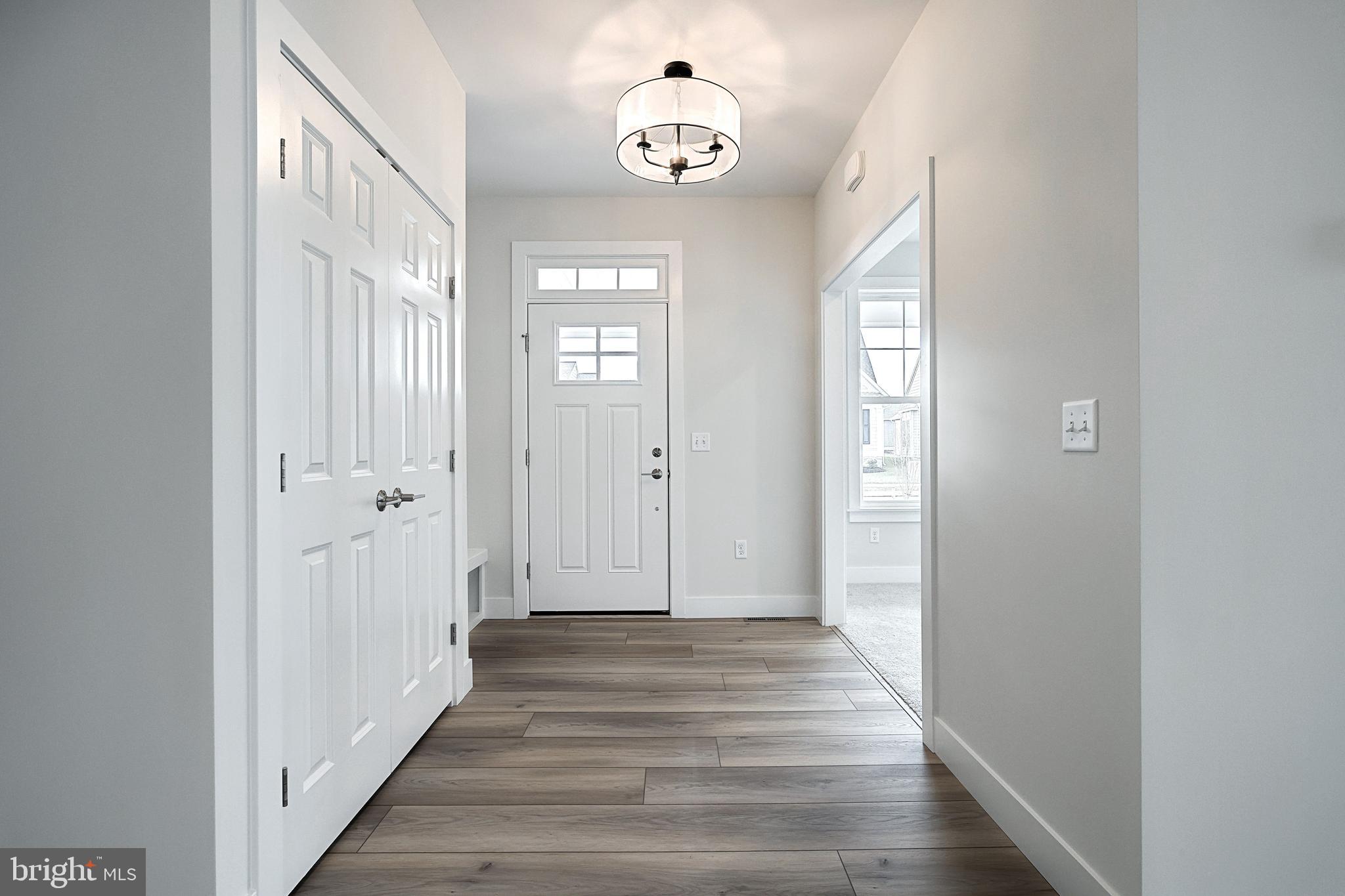 HOME TOWNE SQUARE - Residential