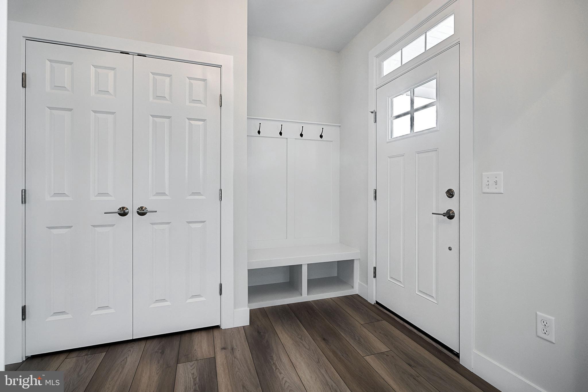 HOME TOWNE SQUARE - Residential
